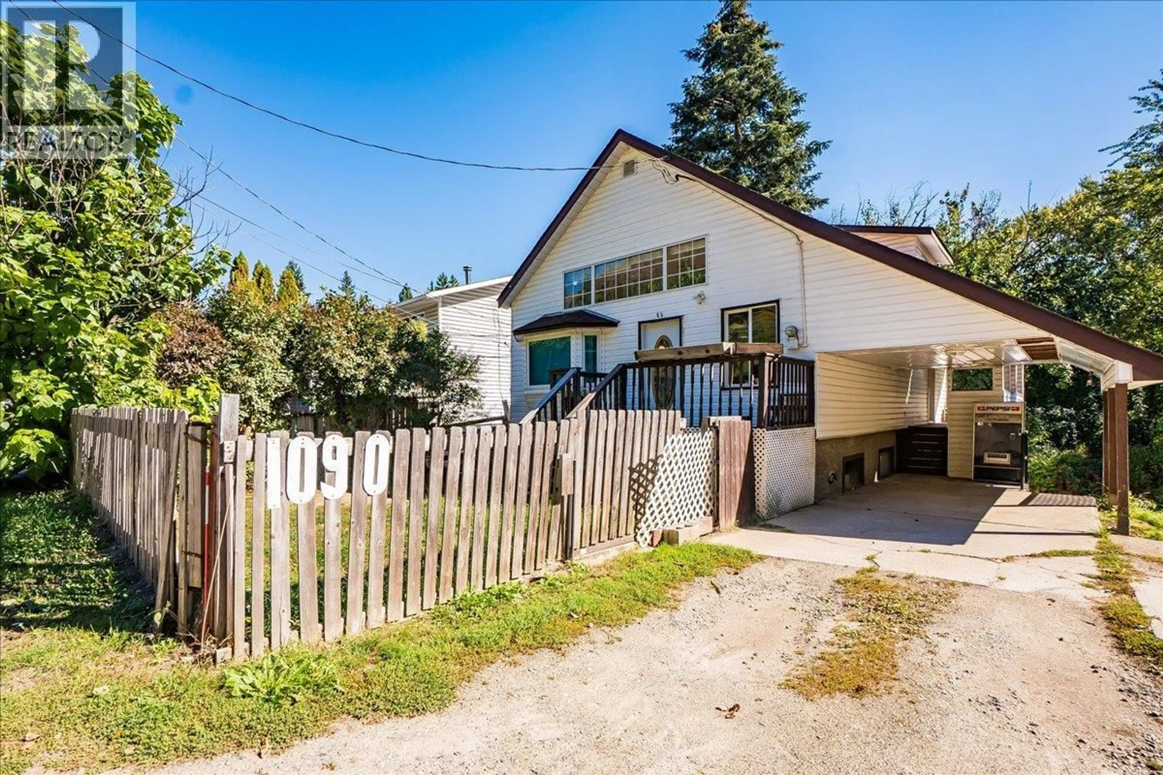 A pic from outside/outdoor area/front of a property/back of a property/a pic from drone, street for 1090 3B HIGHWAY, Beaver Falls British Columbia V0G1P0