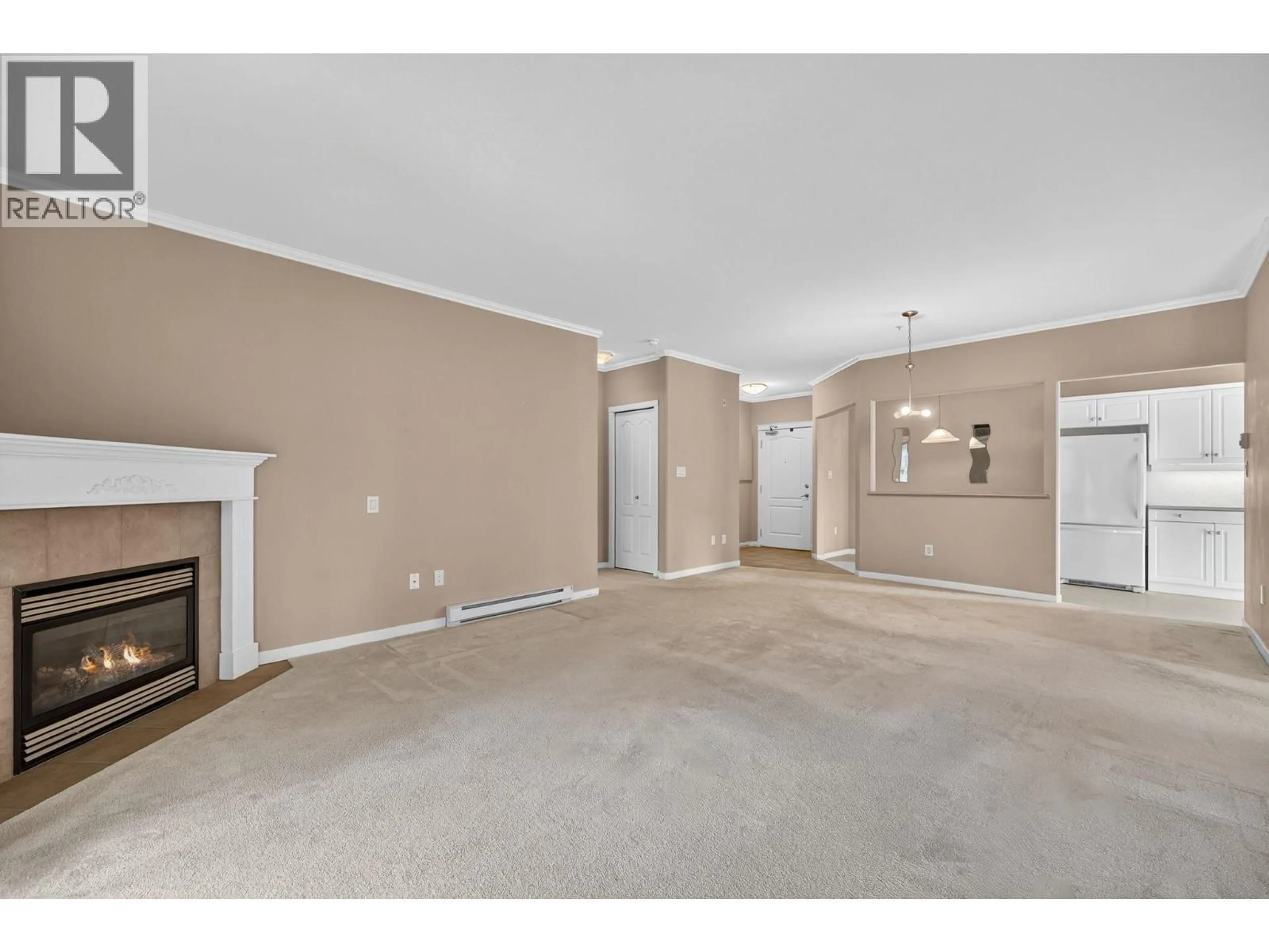 A pic of a room for 102 - 305 WHITMAN ROAD, Kelowna British Columbia V1V2P3