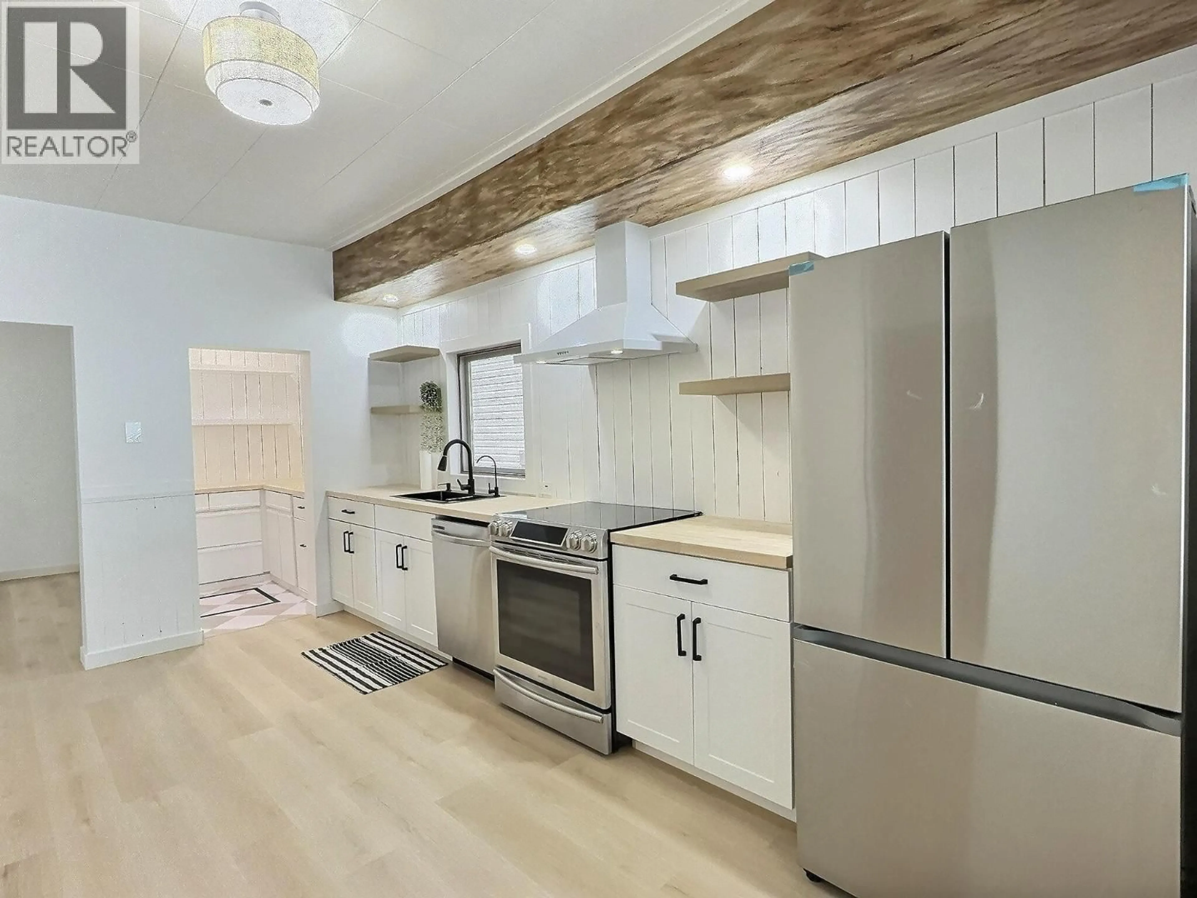 Open concept kitchen, unknown for 730 OKANAGAN AVENUE, Chase British Columbia V0E1M0