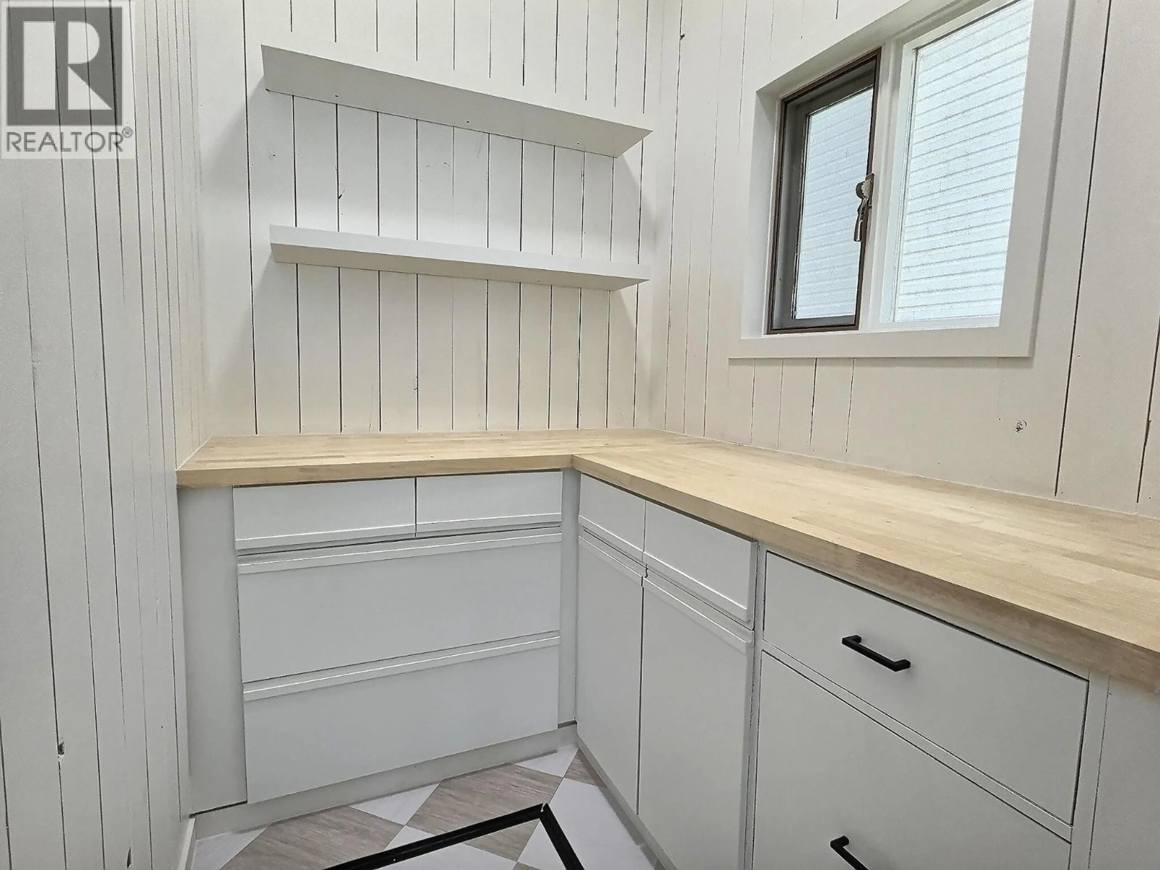 Standard kitchen, unknown for 730 OKANAGAN AVENUE, Chase British Columbia V0E1M0