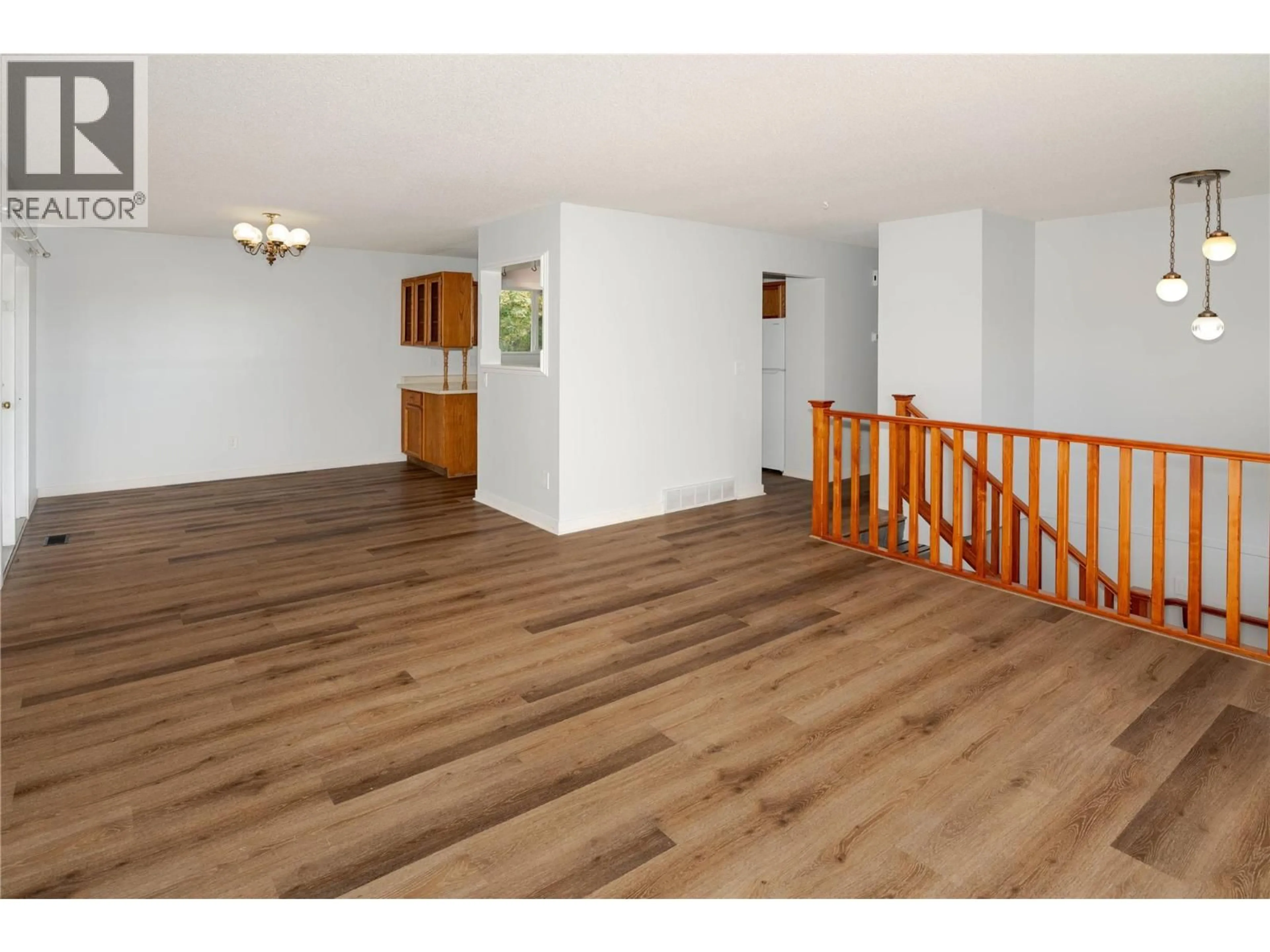 Unknown for 225 JUPITER COURT, Kelowna British Columbia V1X5W5