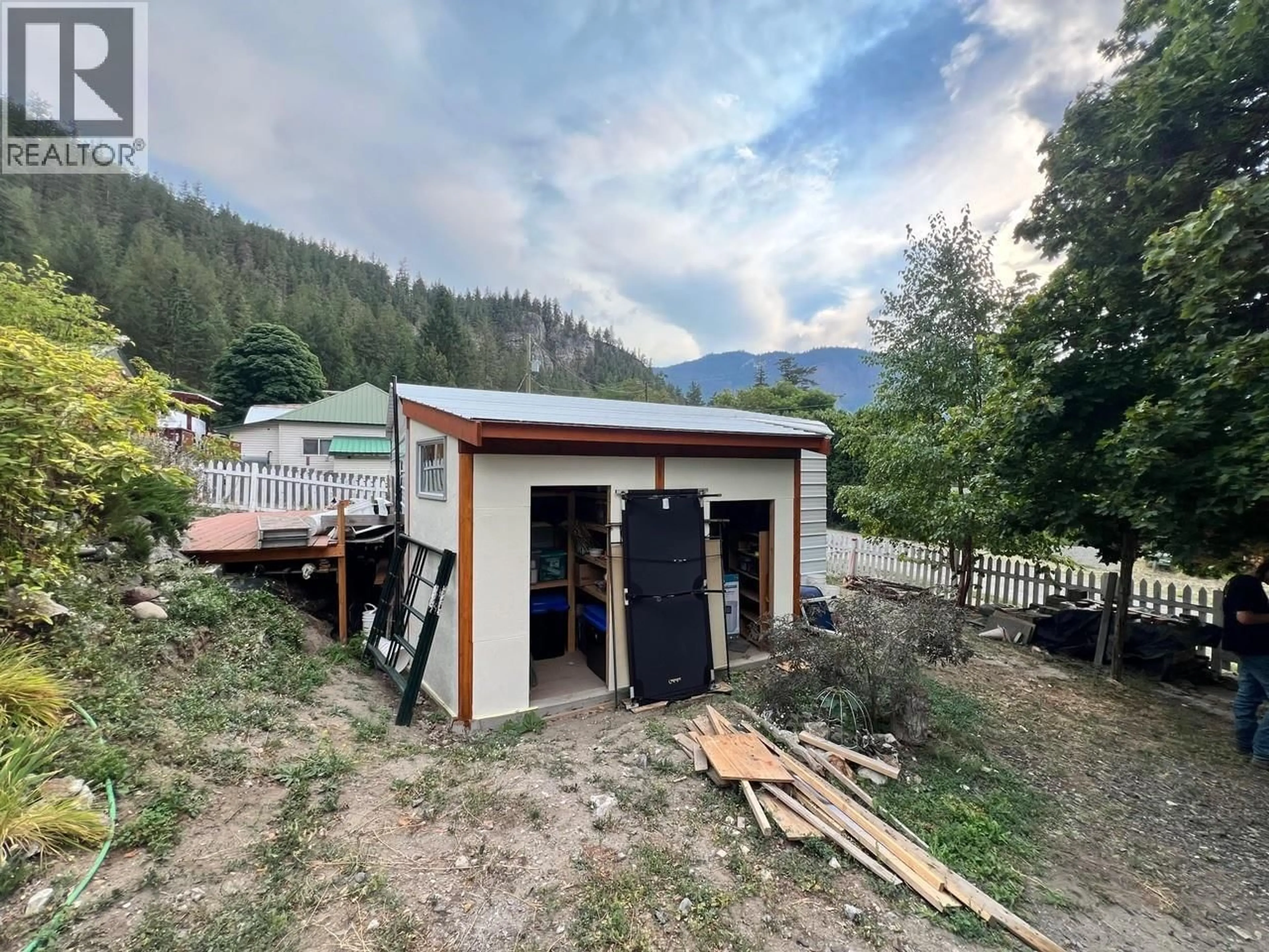 Shed for 5251 WEBSTER STREET, Hedley British Columbia V0X1K0
