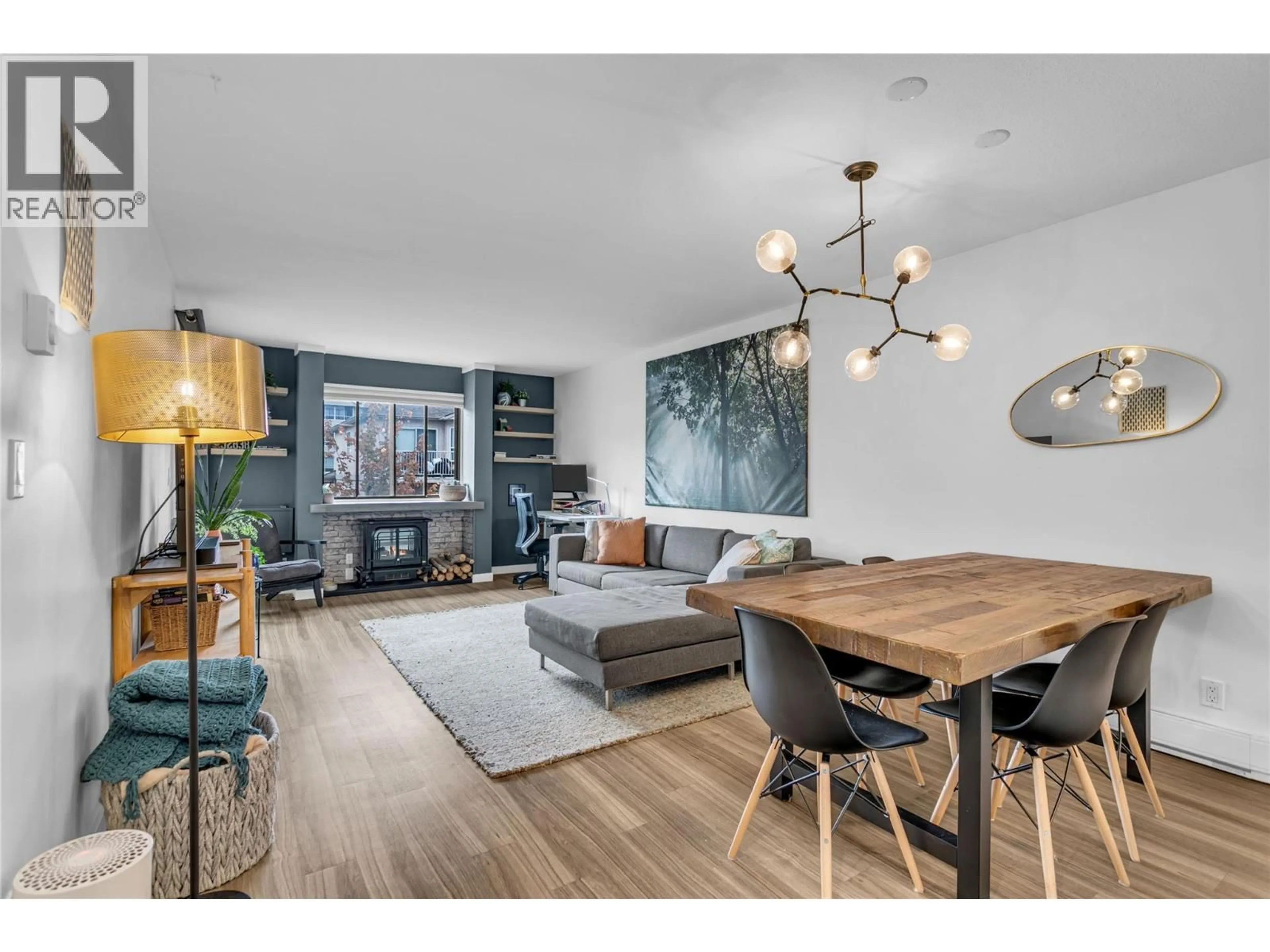 Unknown for 110 - 1075 BERNARD AVENUE, Kelowna British Columbia V1Y6P7