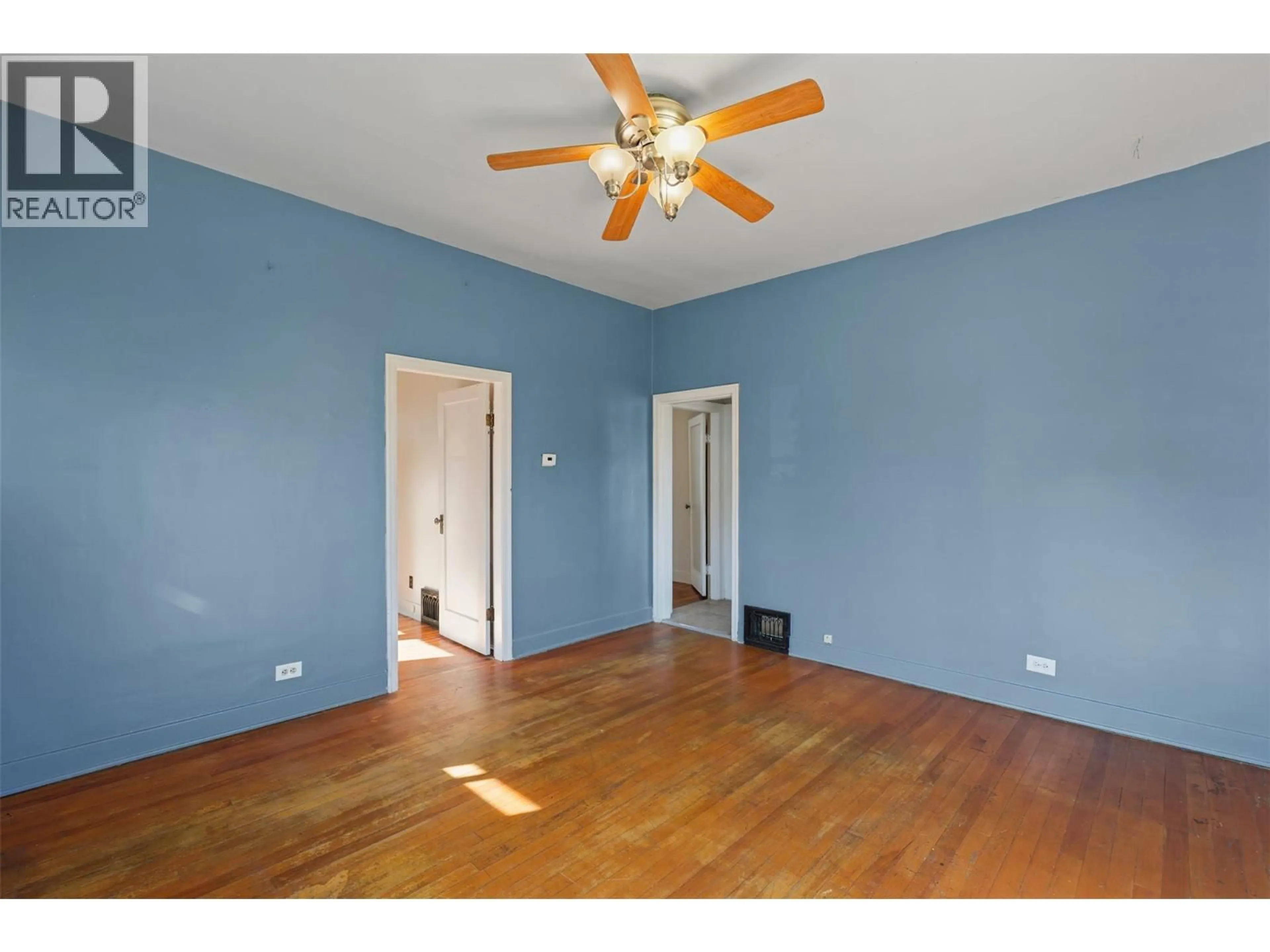 A pic of a room for 976 DOMINION STREET, Kamloops British Columbia V2C2Y2