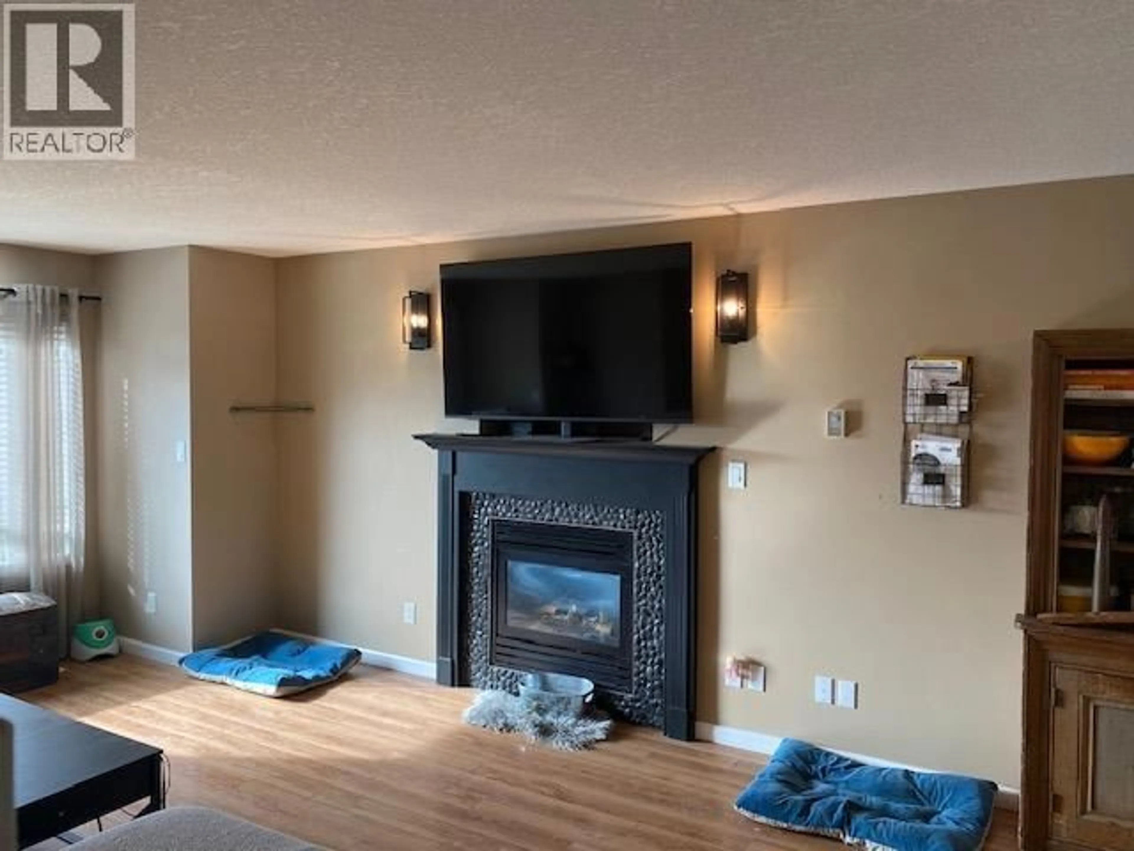 A pic of a room for 5404 HILLSIDE AVENUE, Chetwynd British Columbia V0C1J0