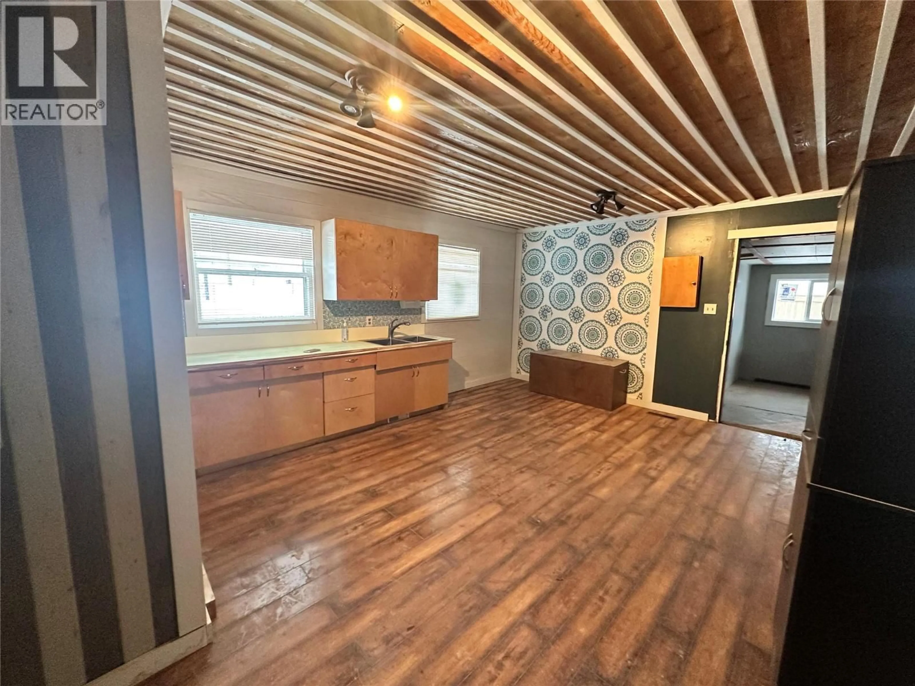 Unknown for 8019 217 ROAD, Dawson Creek British Columbia V1G4E8