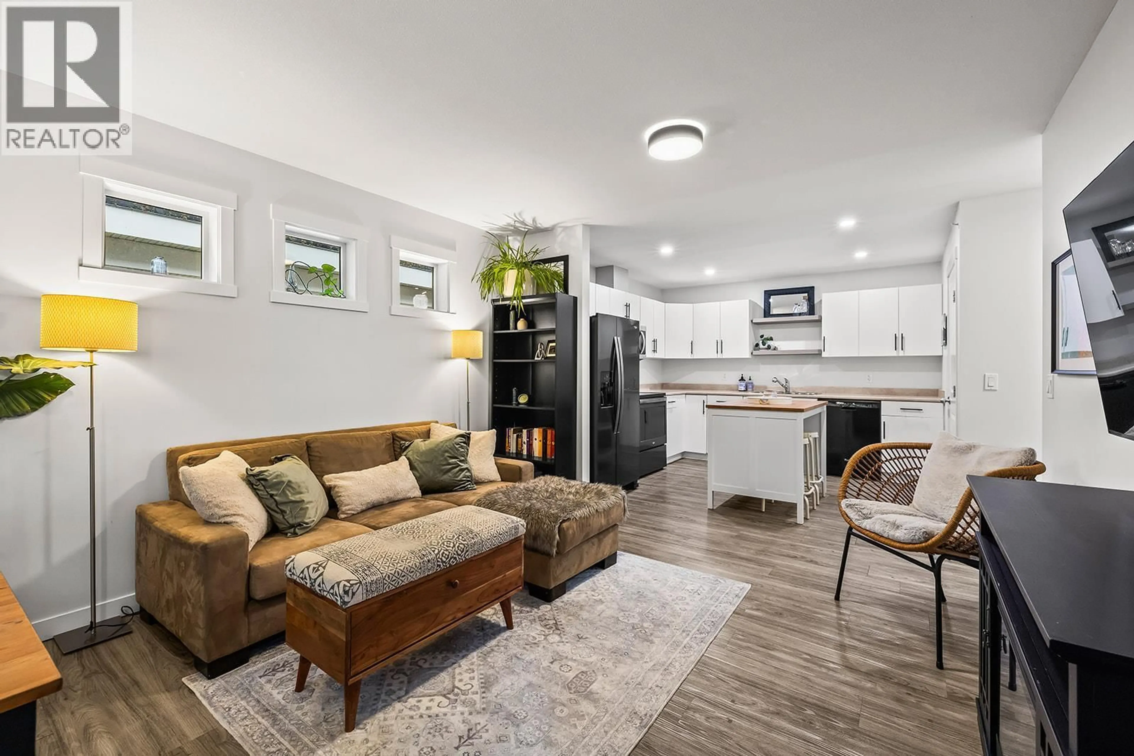 Open concept kitchen, unknown for 314 - 1481 GLENMORE ROAD NORTH, Kelowna British Columbia V1V2C5