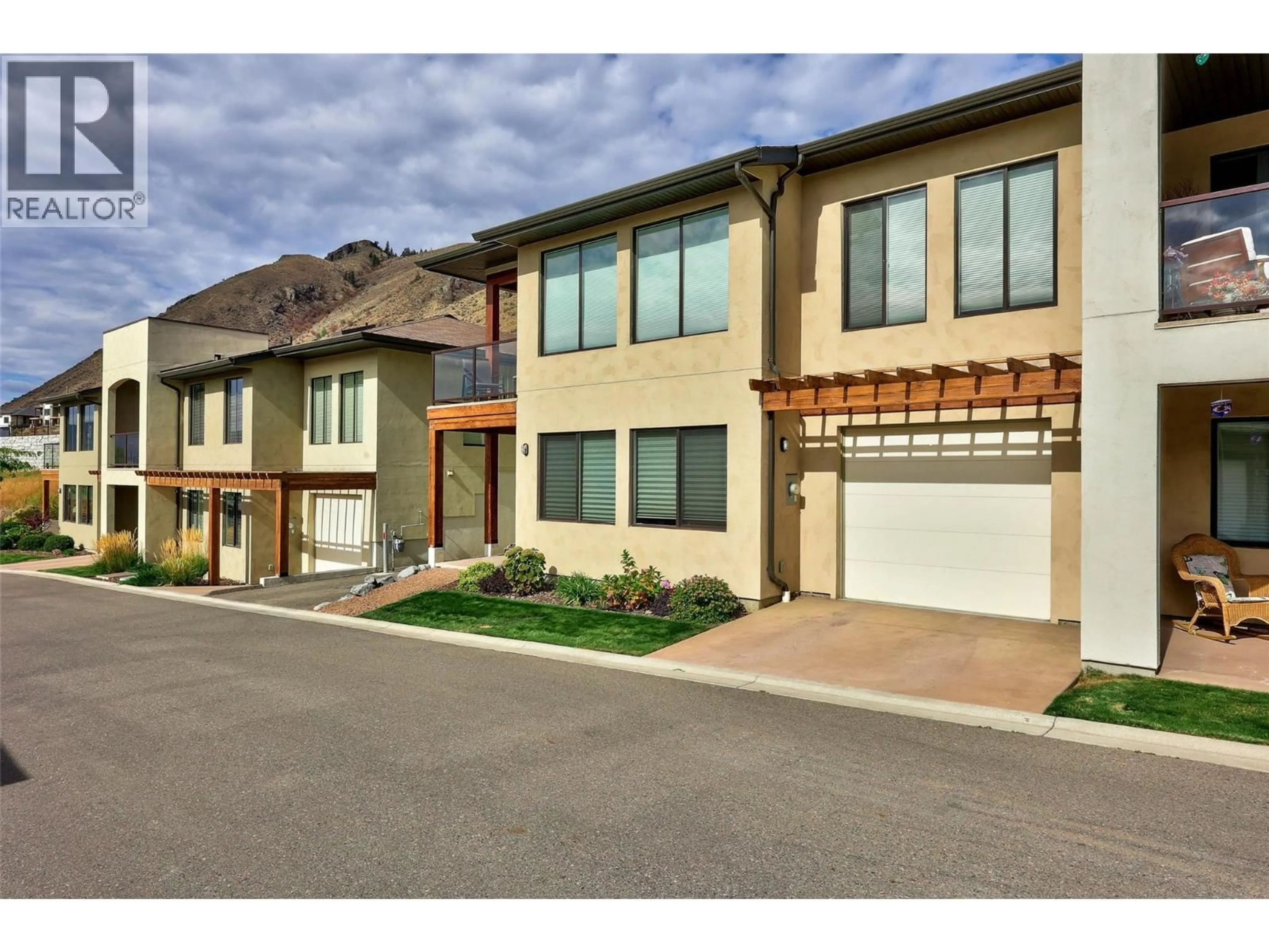 Home with brick exterior material, street for 612 BELMONTE COURT, Kamloops British Columbia V2H0C6