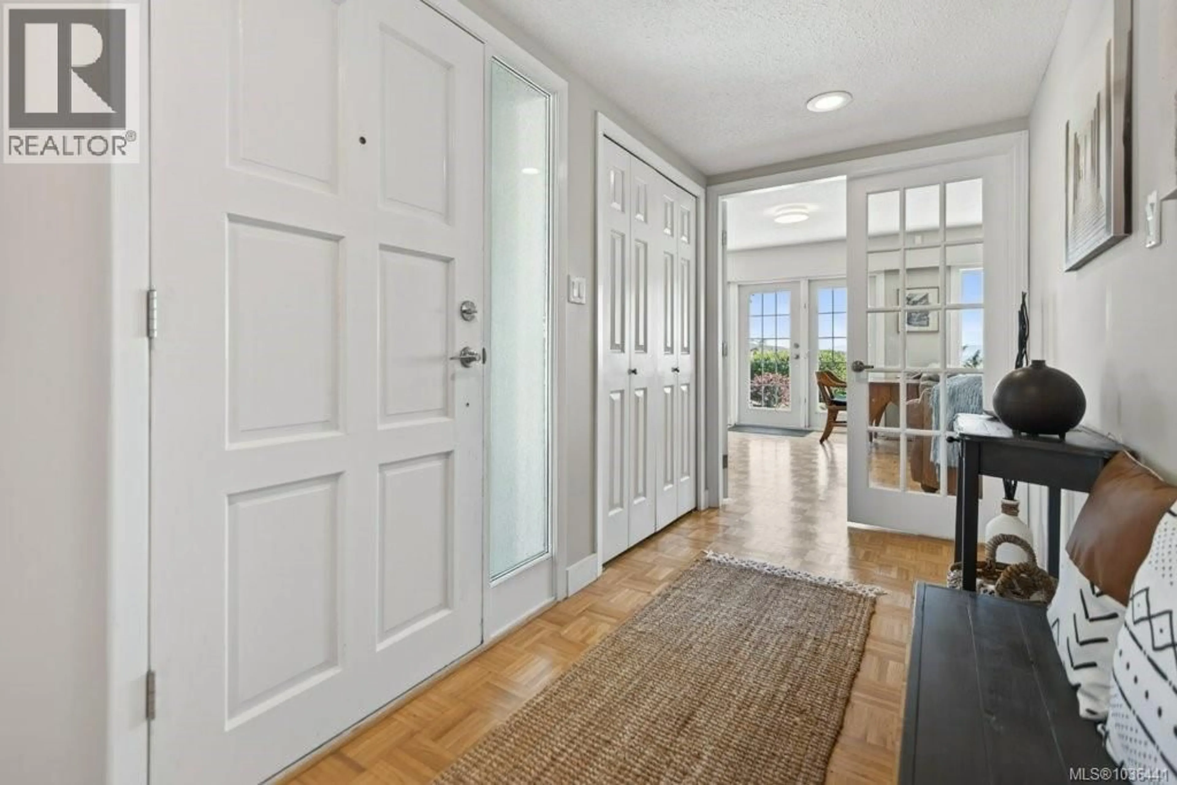 Indoor entryway for 5041 SEAVIEW DRIVE, Bowser British Columbia V0R1G0