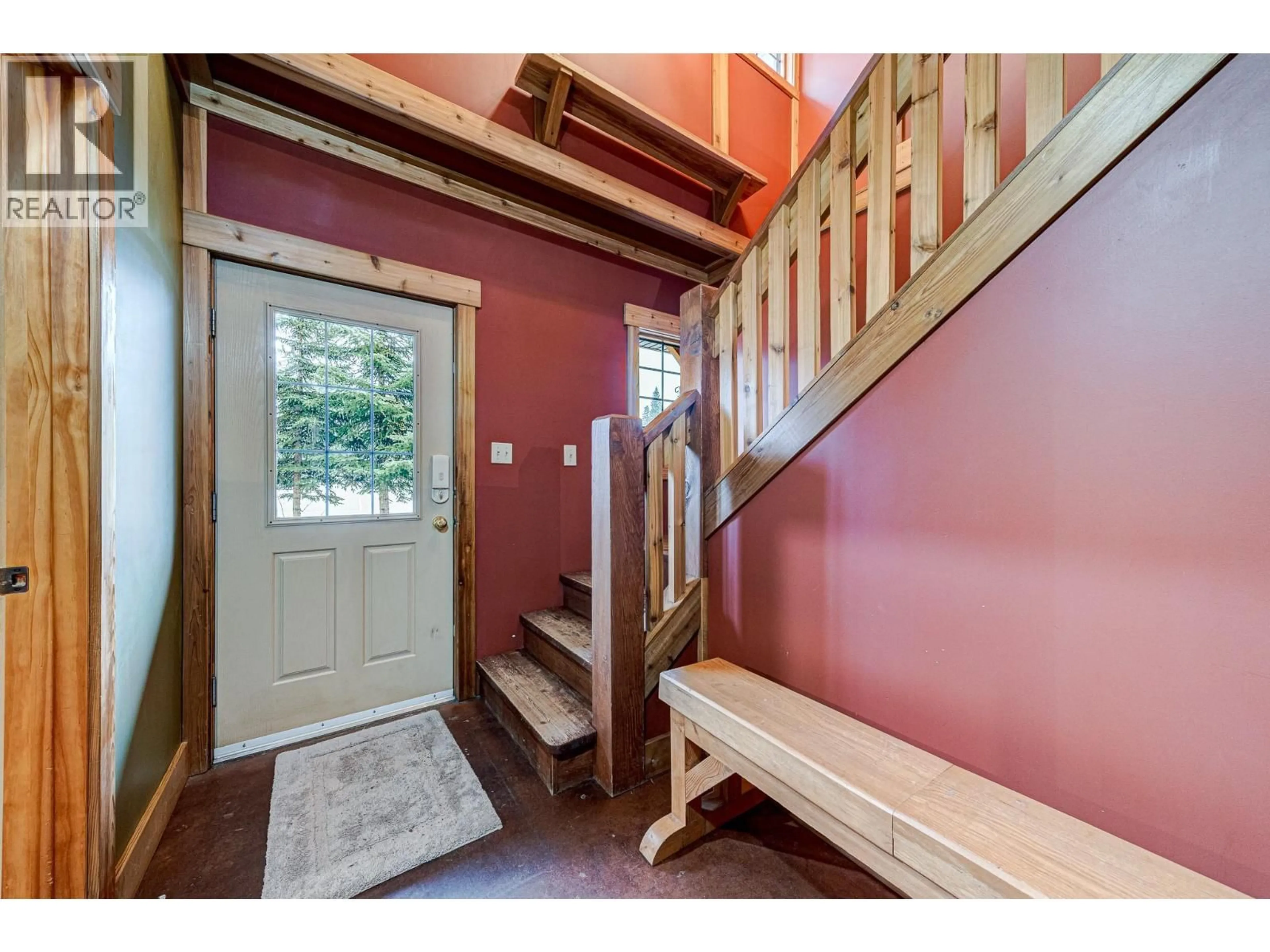 Indoor entryway for 1325 WILDWOOD DRIVE, Sparwood British Columbia V0B2G2