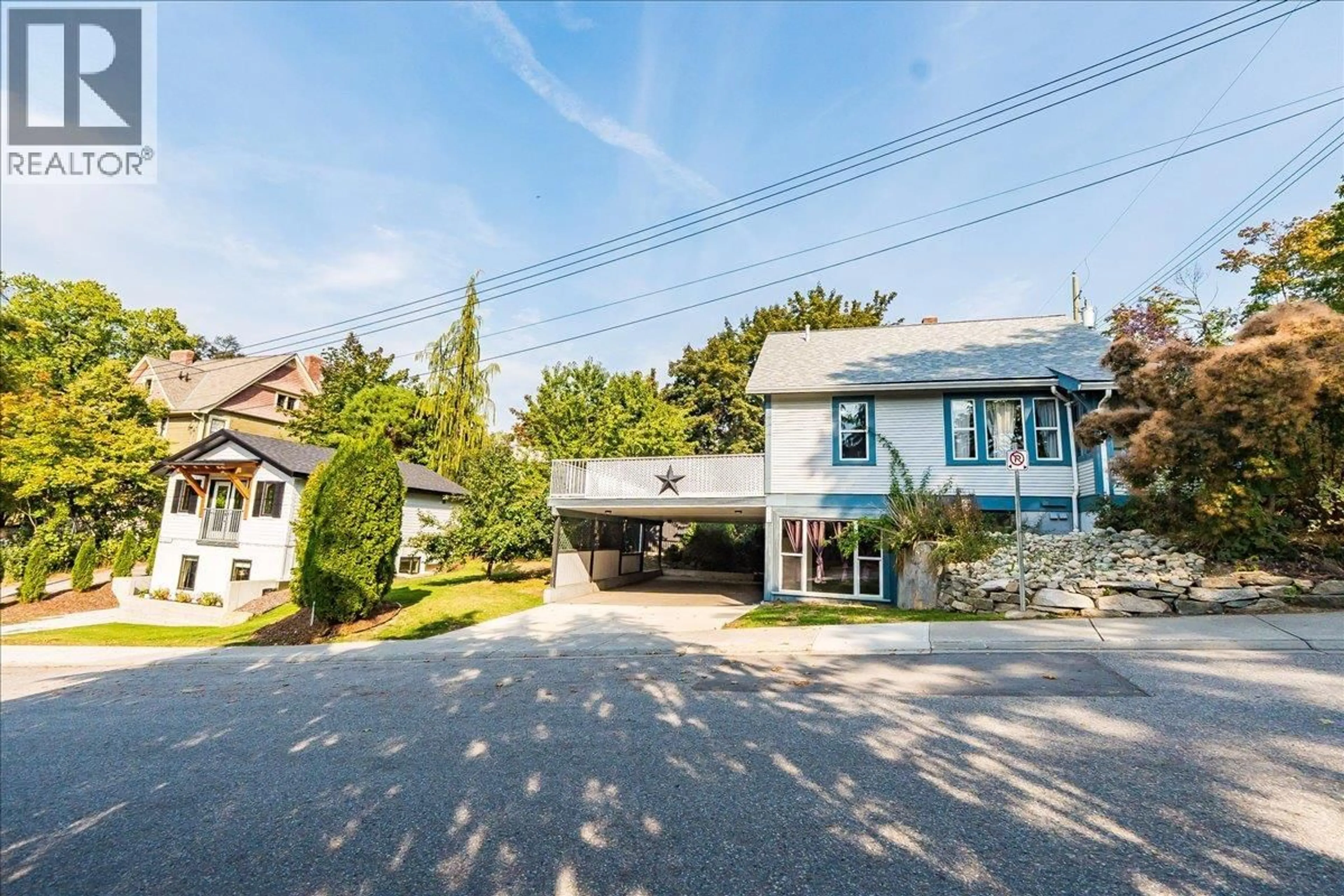 Unknown for 301 CARBONATE STREET, Nelson British Columbia V1L4P6