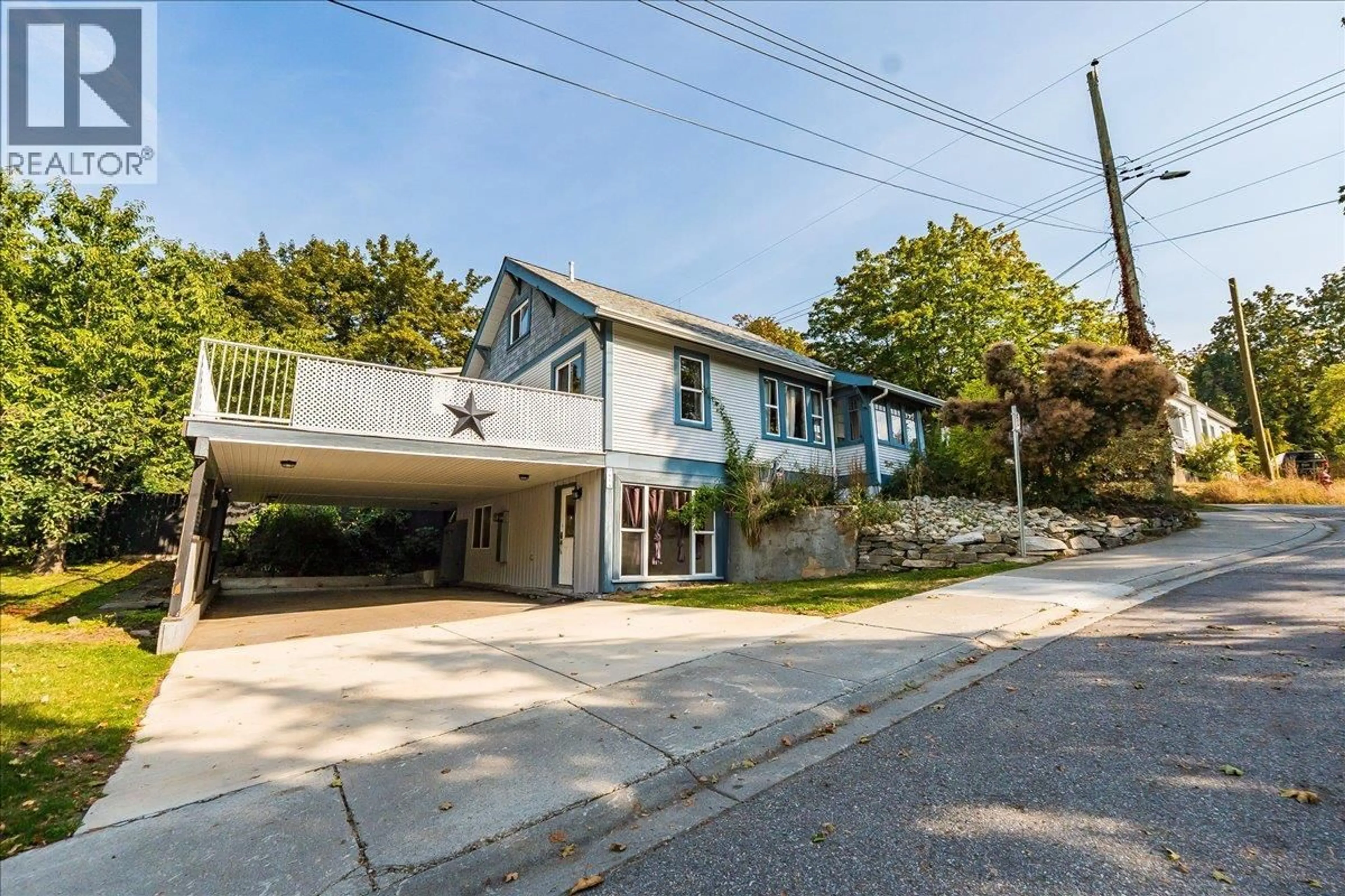 Unknown for 301 CARBONATE STREET, Nelson British Columbia V1L4P6