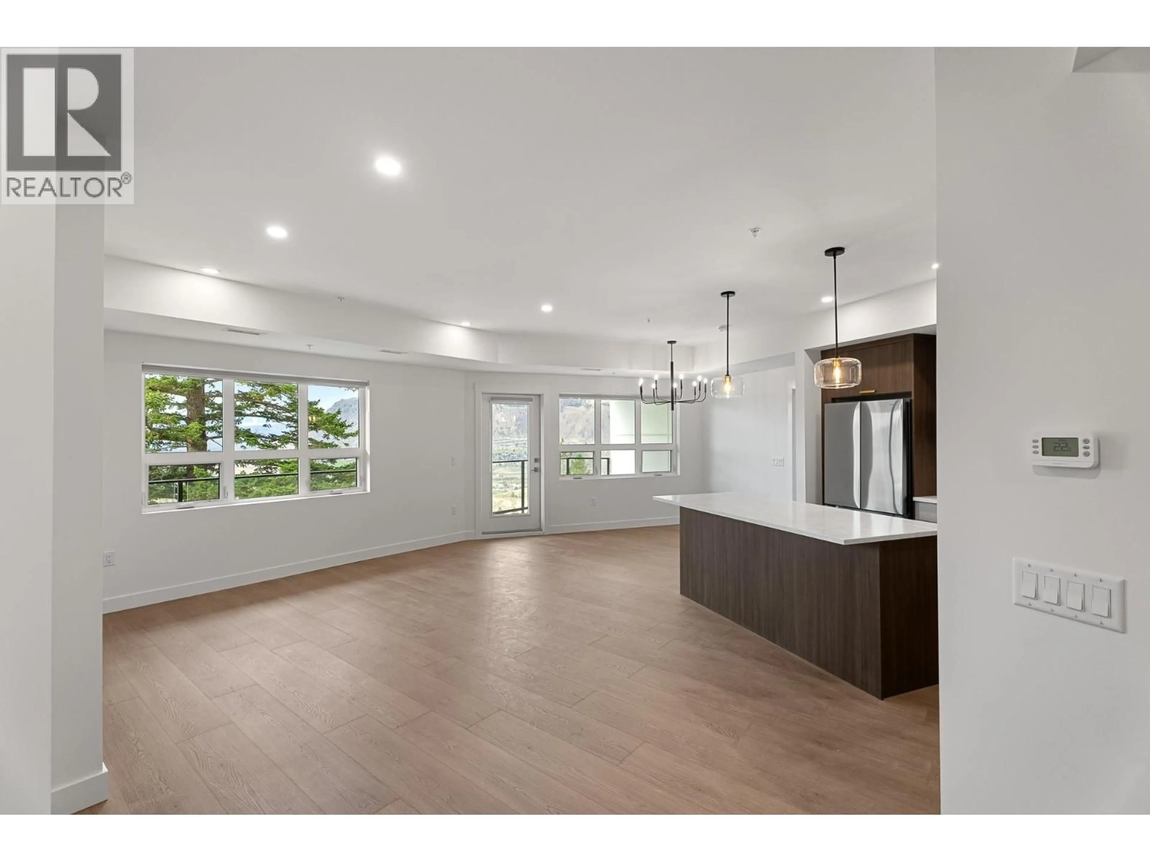 Open concept kitchen, unknown for 205 - 1844 QU'APPELLE BOULEVARD, Kamloops British Columbia V2E0E8