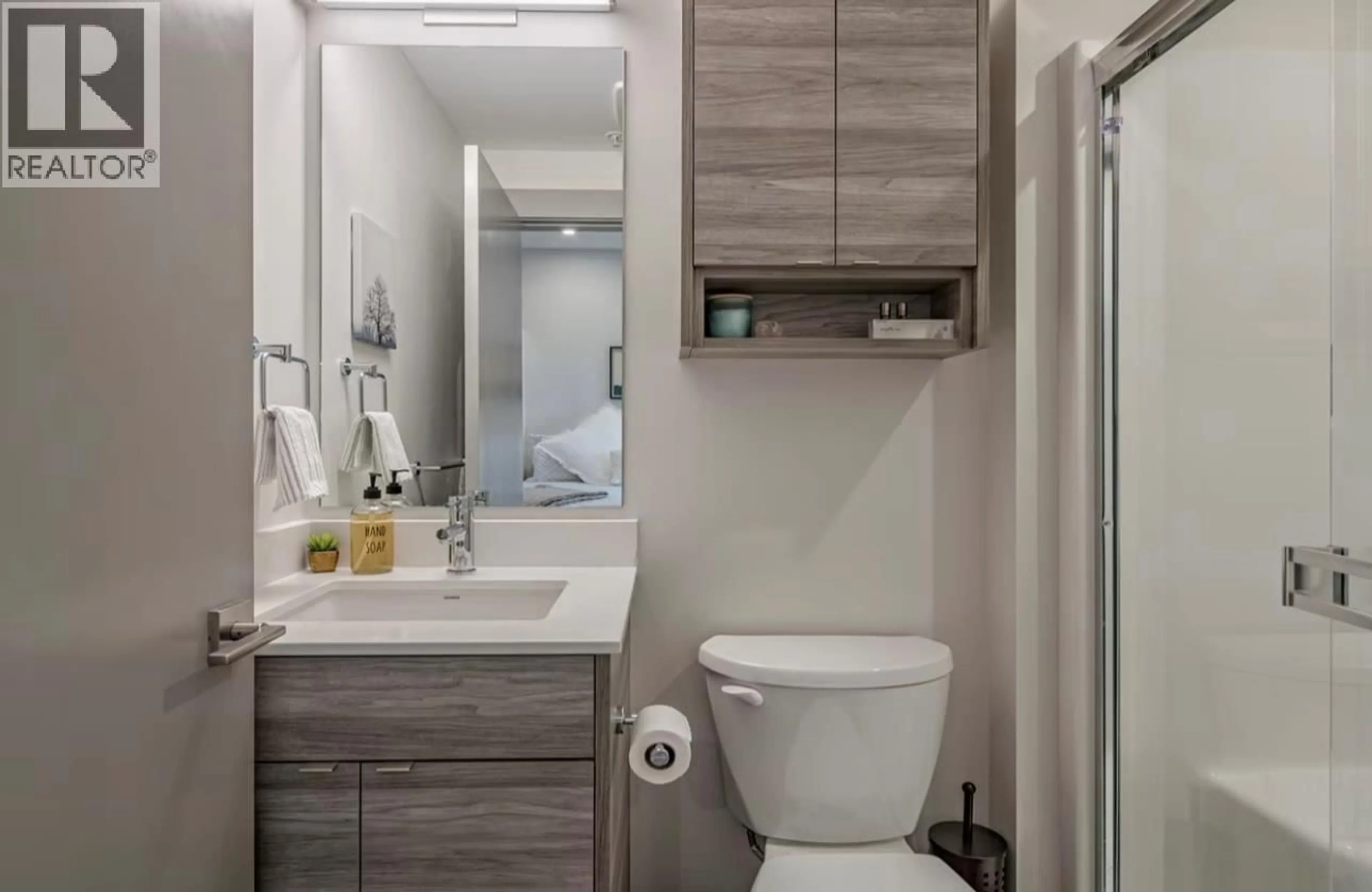 Standard bathroom, unknown for 310 - 2555 LAKESHORE ROAD, Vernon British Columbia V1H0A4
