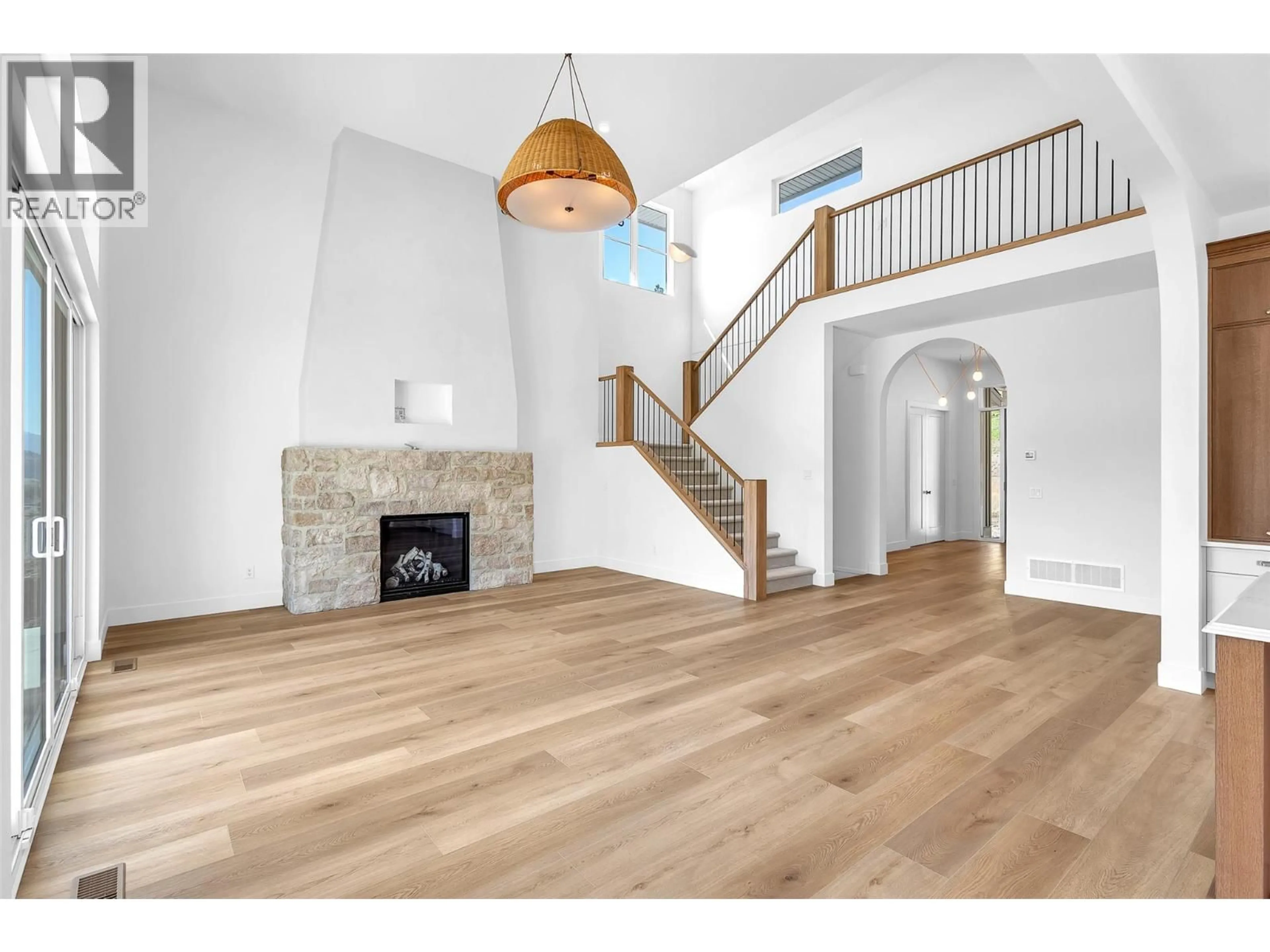 Unknown for 1439 WHISTLING PINE PLACE, Kelowna British Columbia V1V2C6