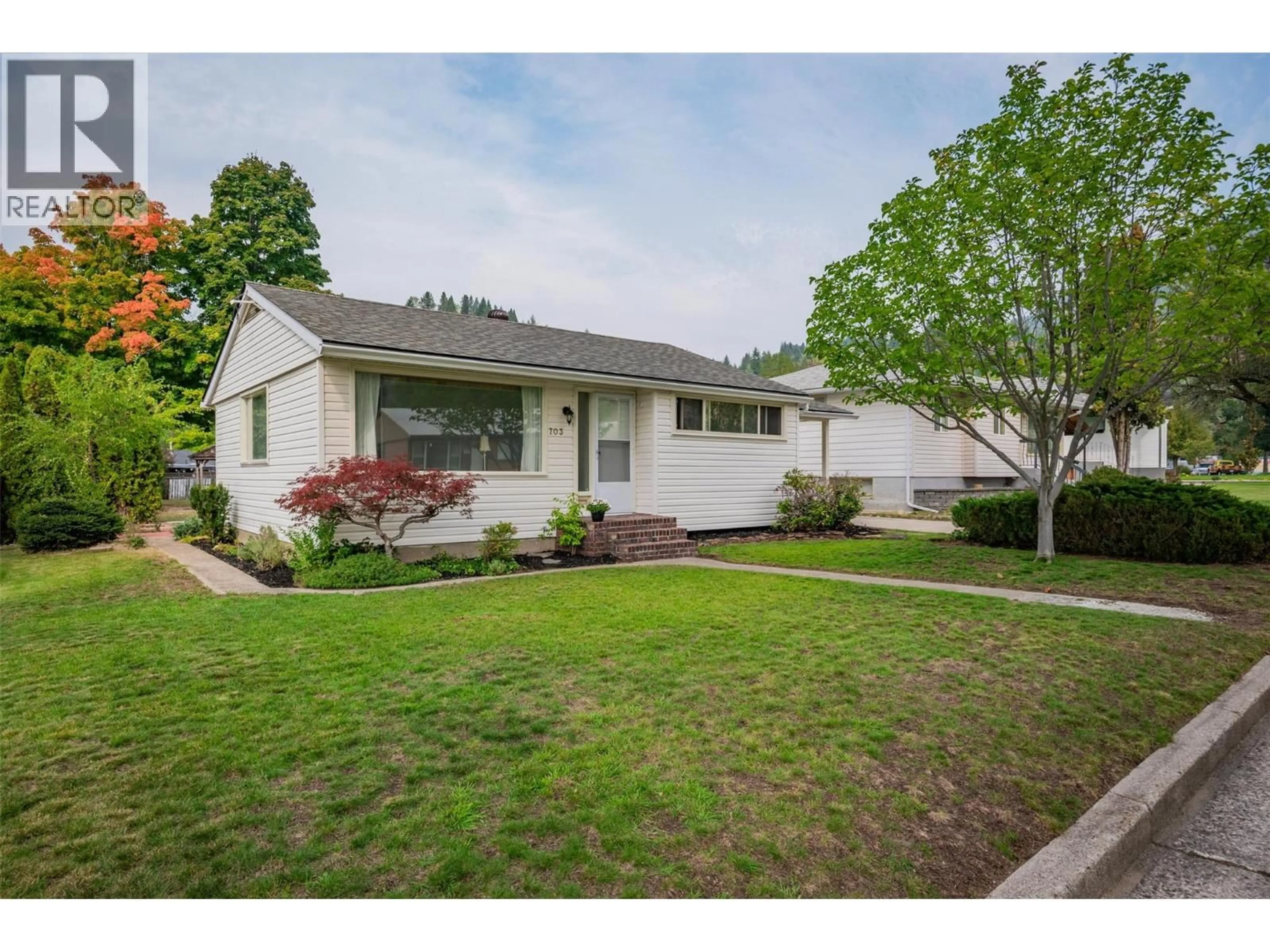 Unknown for 703 HERMIA CRESCENT, Trail British Columbia V1R1B3
