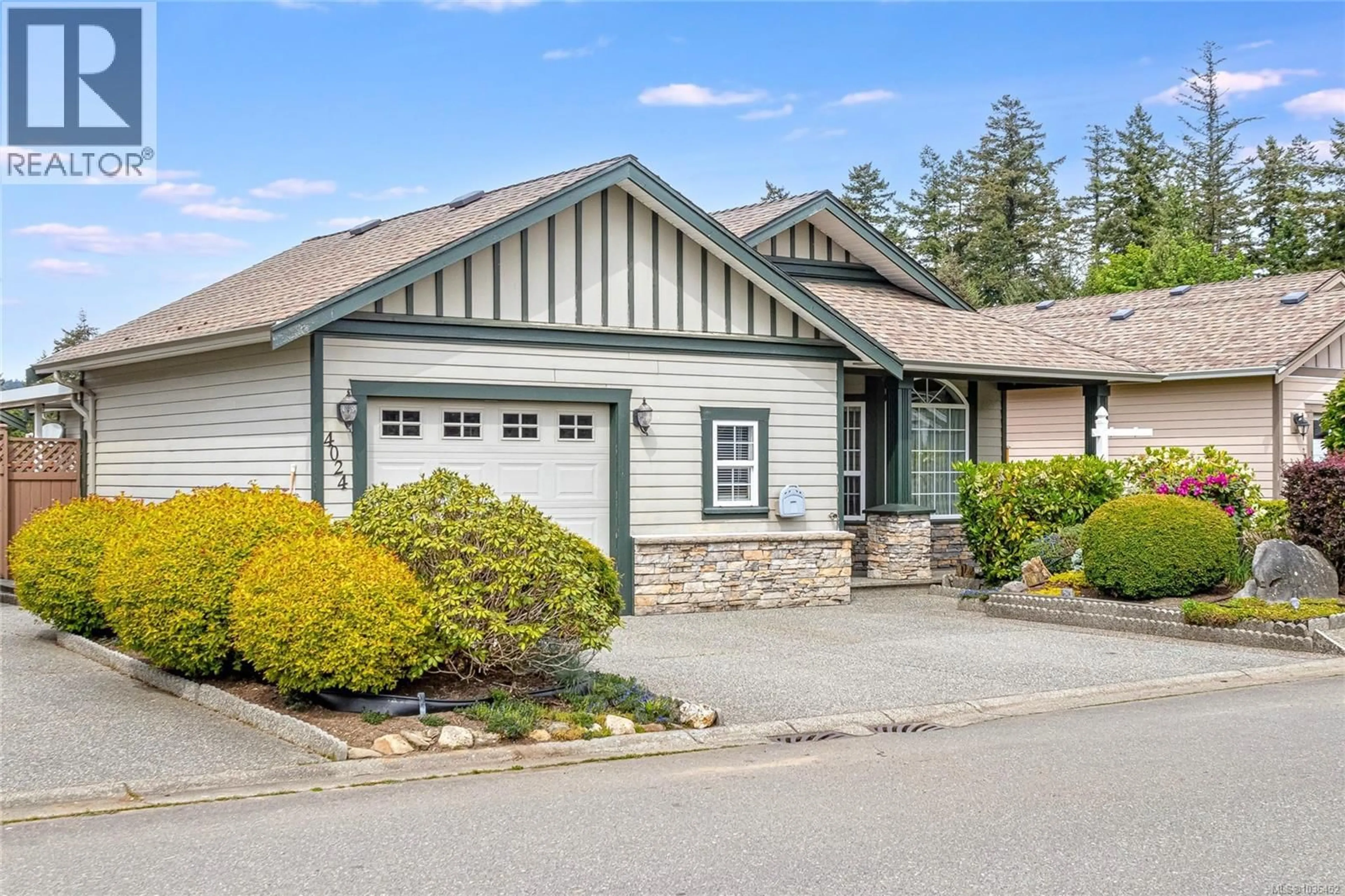 Home with vinyl exterior material, street for 4024 VALEWOOD DRIVE, Nanaimo British Columbia V9T6B9