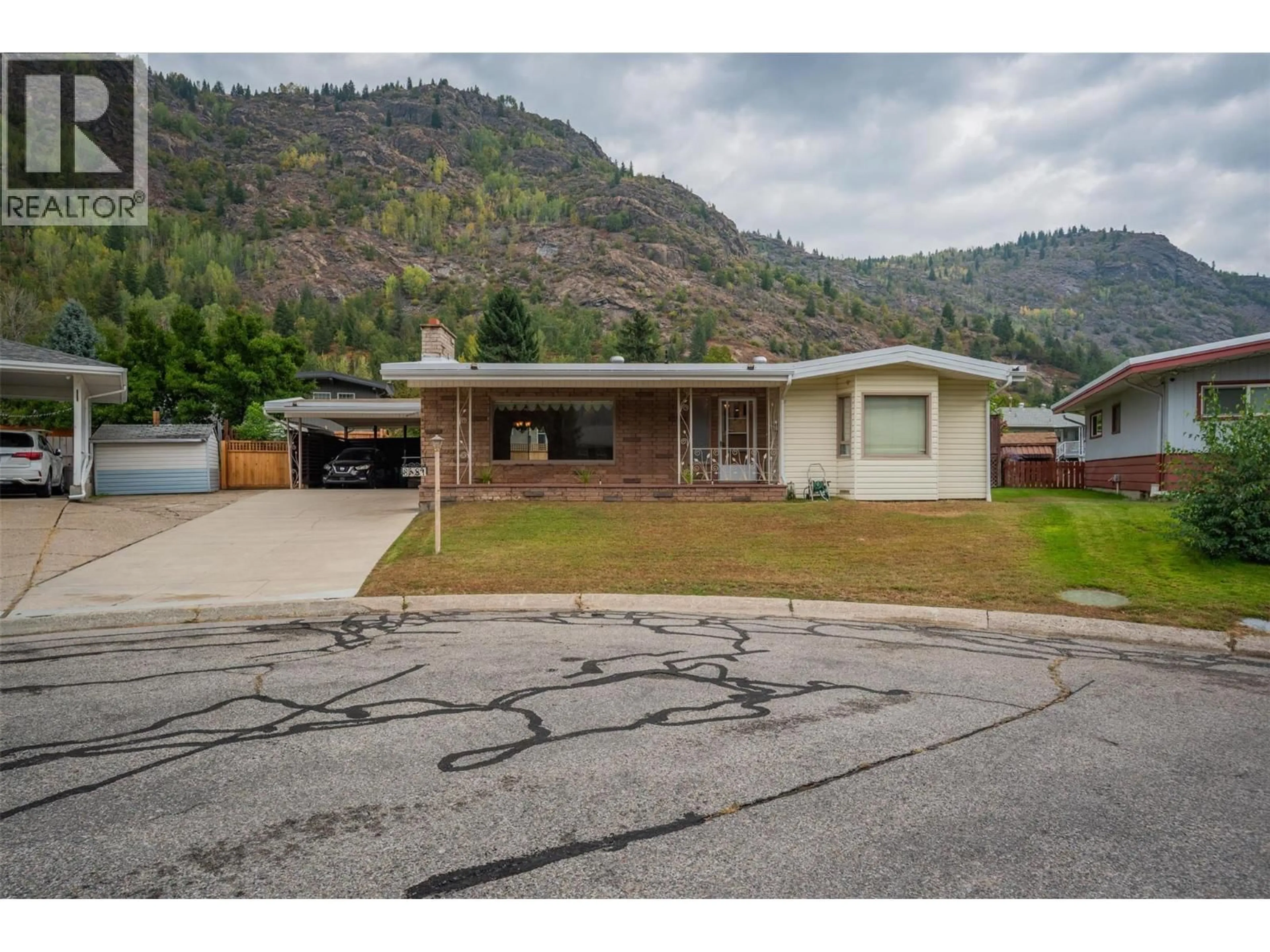 Unknown for 3581 ASTER DRIVE, Trail British Columbia V1R2X4