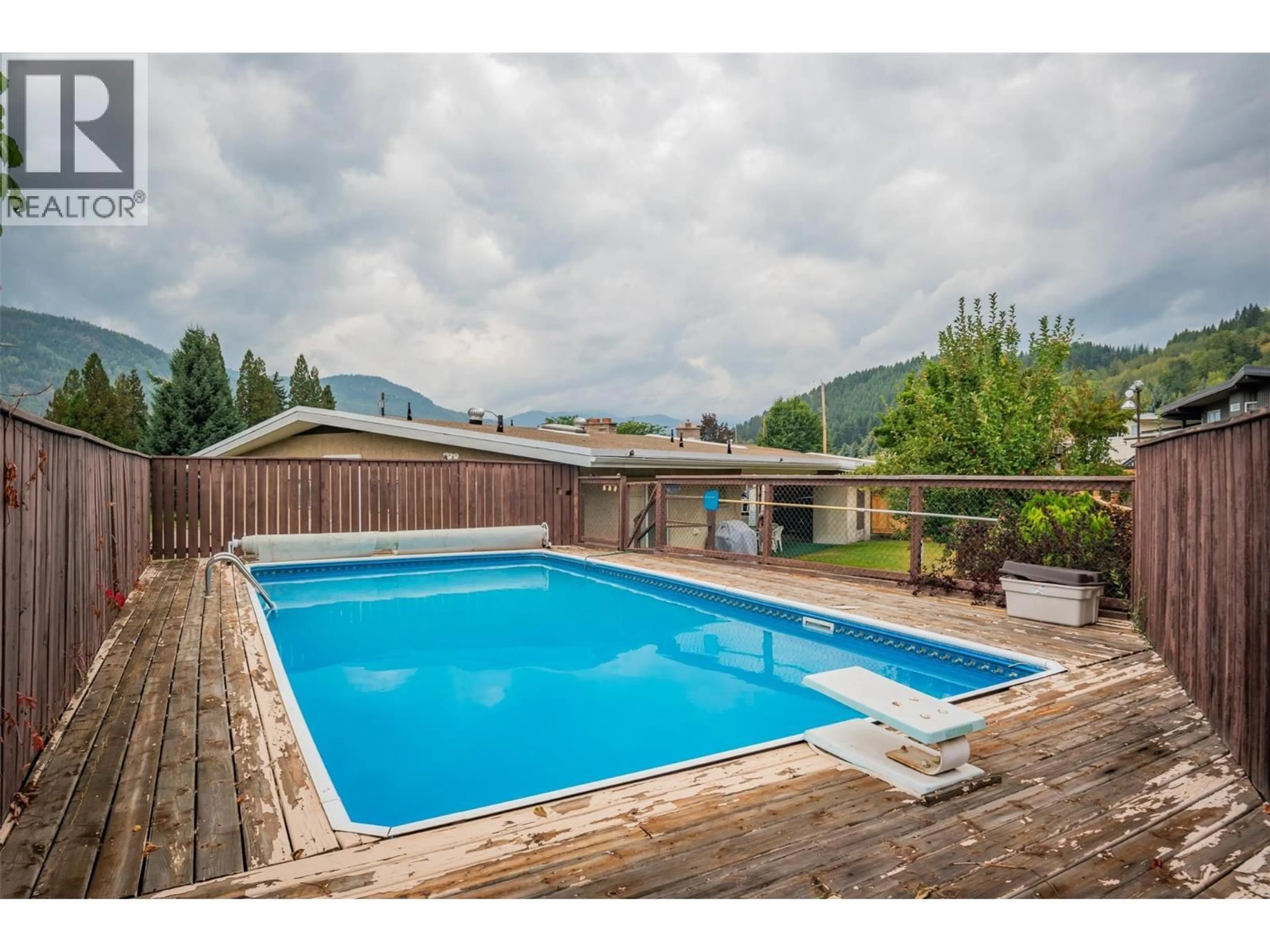 Pool for 3581 ASTER DRIVE, Trail British Columbia V1R2X4