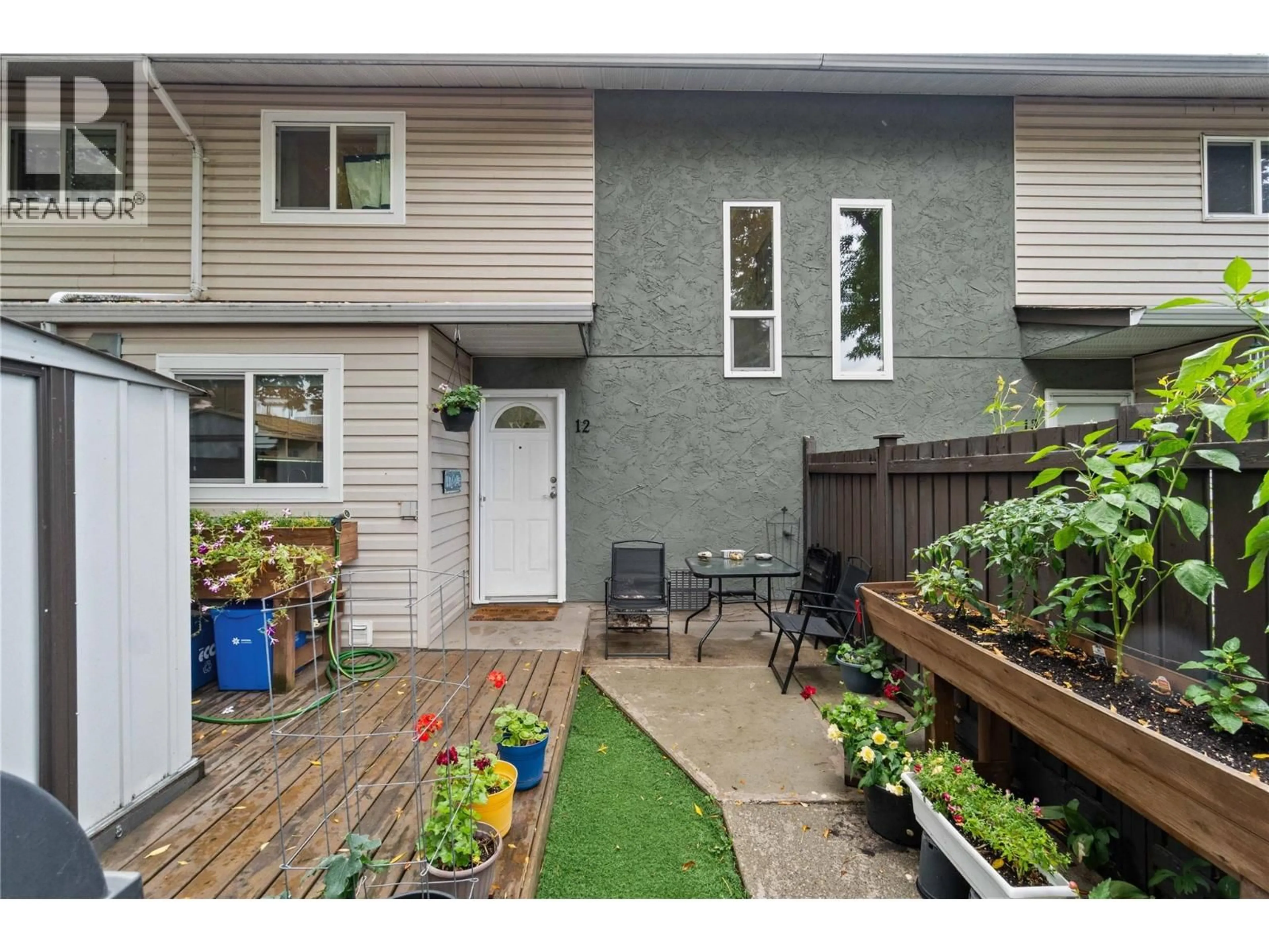 Patio, street for 12 - 1809 40 AVENUE, Vernon British Columbia V1T7X4