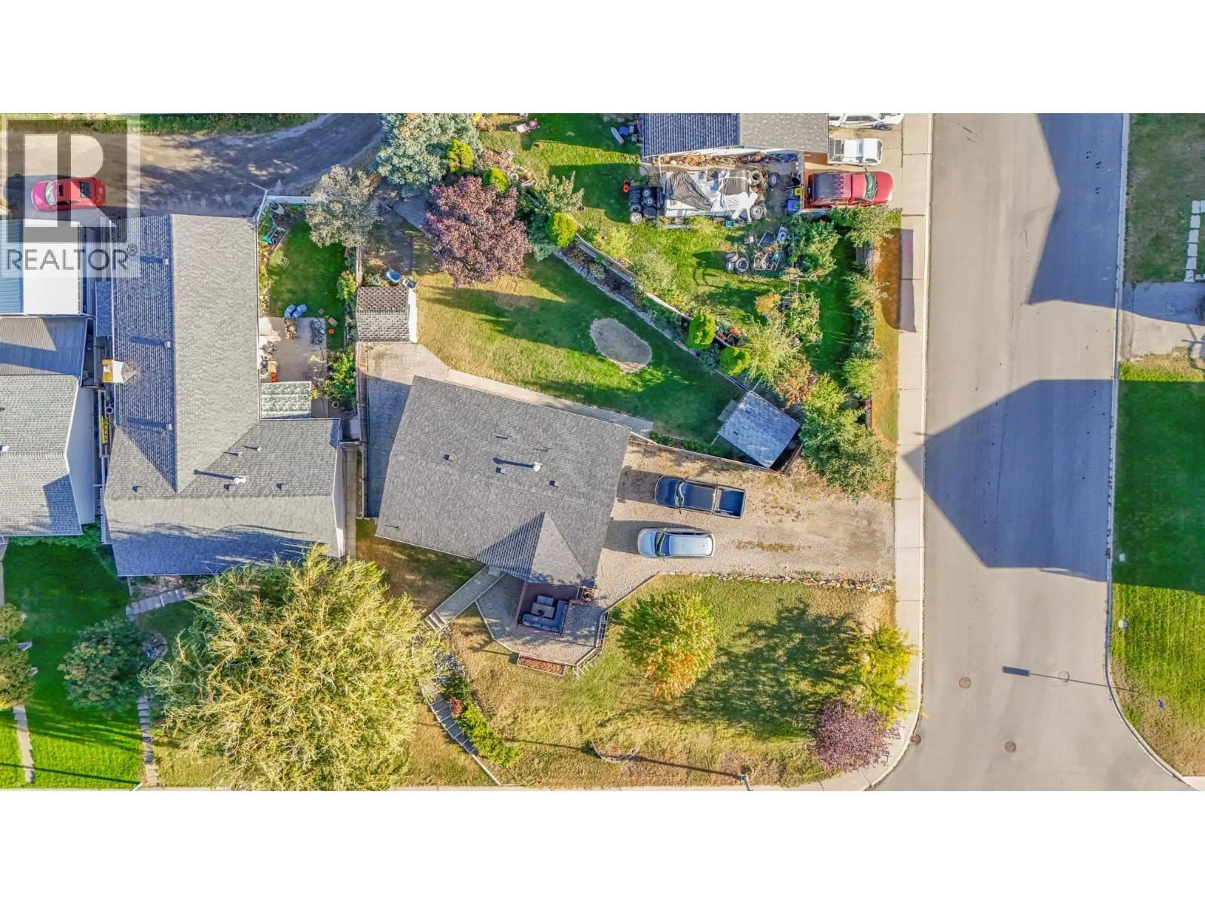 A pic from outside/outdoor area/front of a property/back of a property/a pic from drone, street for 1312 LARCH DRIVE SOUTH, Cranbrook British Columbia V1C2K2