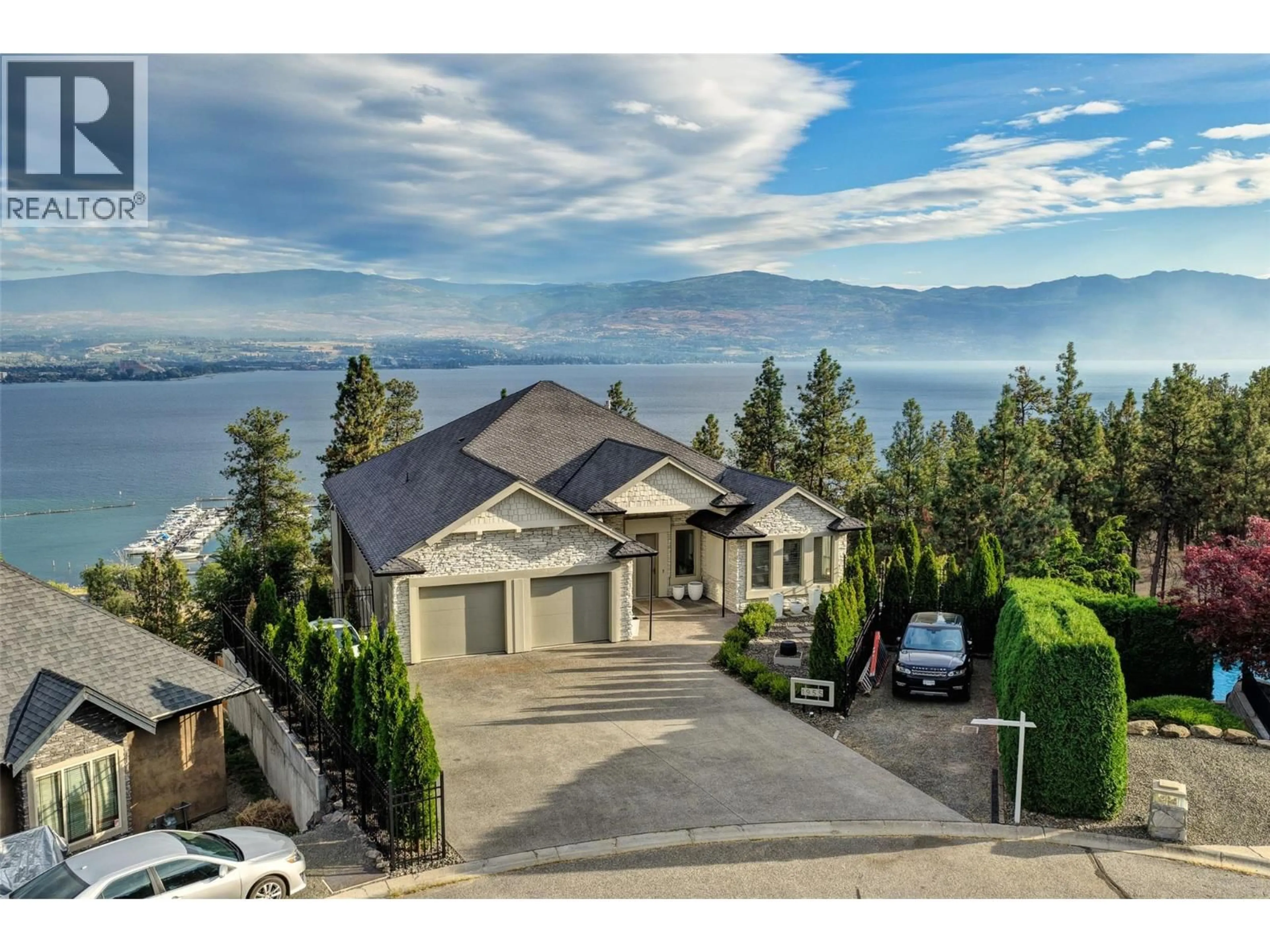 A pic from outside/outdoor area/front of a property/back of a property/a pic from drone, unknown for 1955 BAYVIEW COURT, West Kelowna British Columbia V1Z3L8