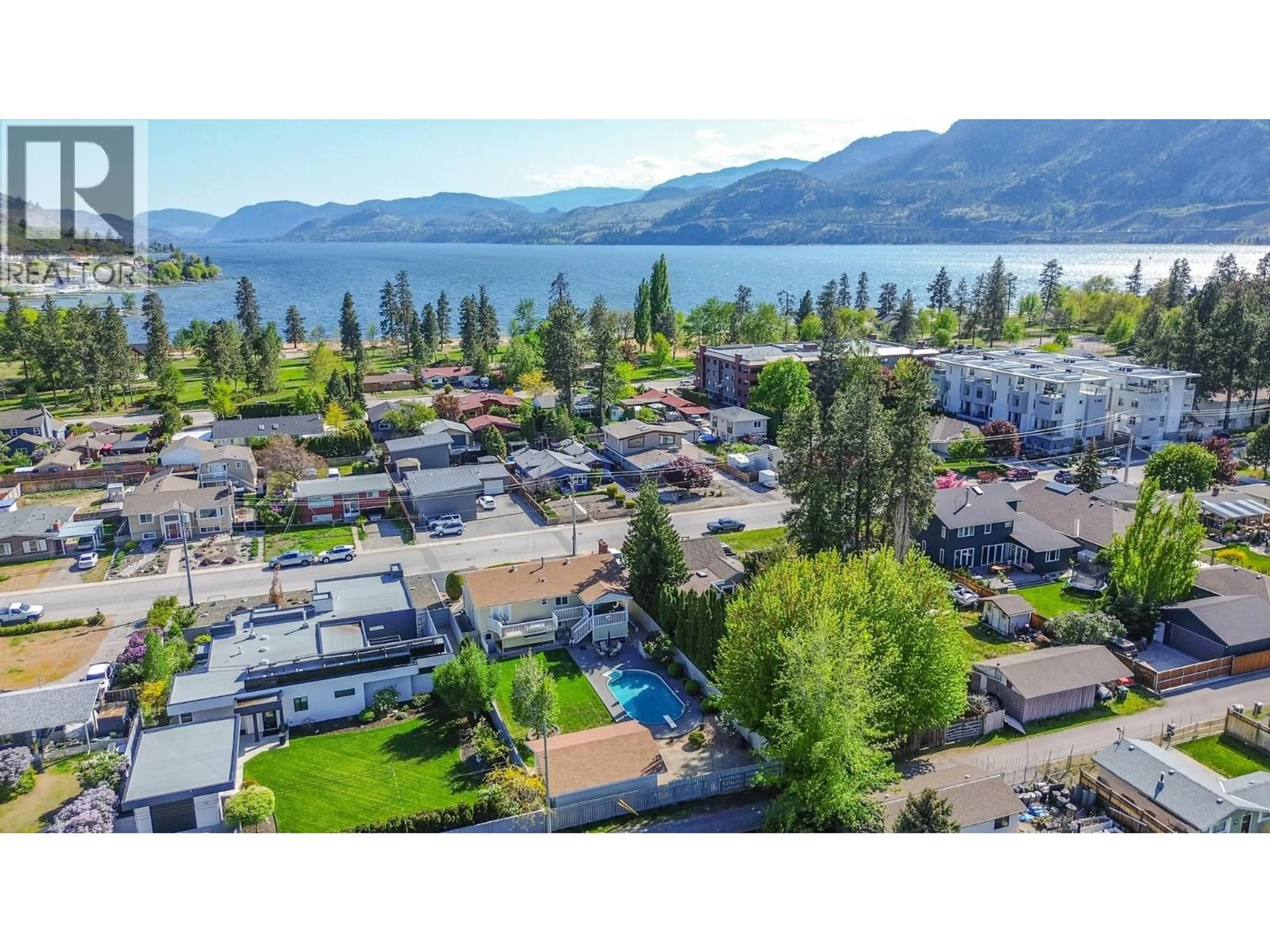 A pic from outside/outdoor area/front of a property/back of a property/a pic from drone, water/lake/river/ocean view for 175 LEE AVENUE, Penticton British Columbia V2A3V9