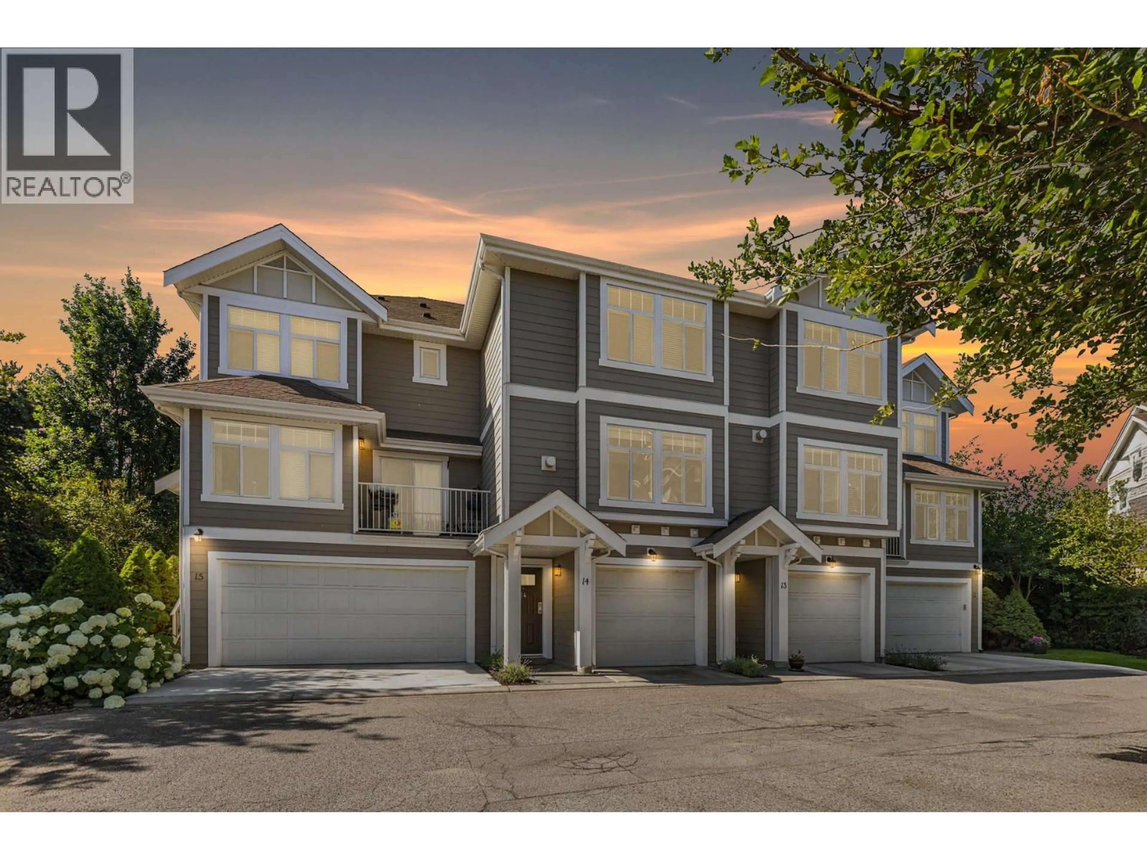 Home with vinyl exterior material, unknown for 14 - 1853 PARKVIEW CRESCENT, Kelowna British Columbia V1X8A3