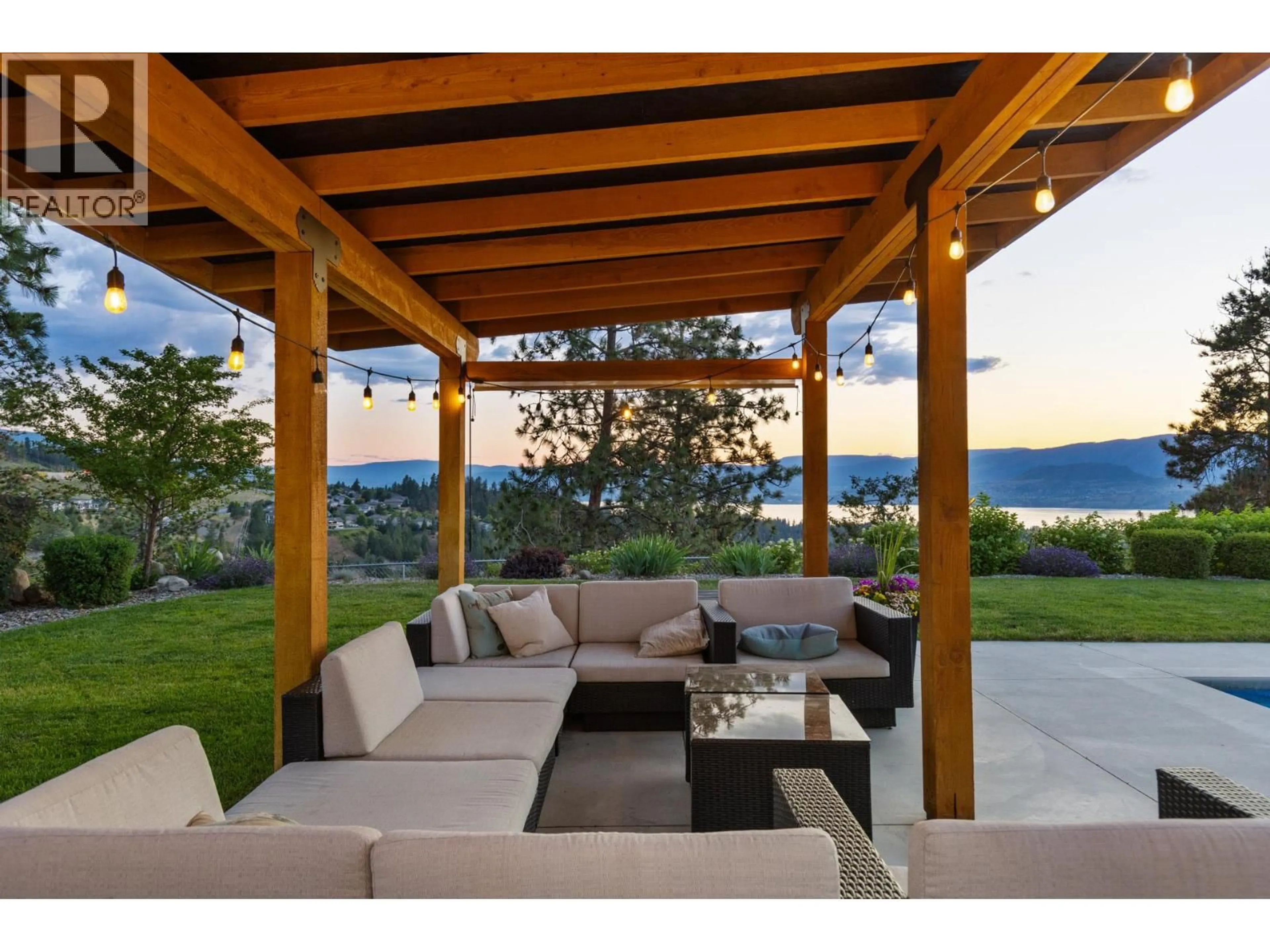 Patio, water/lake/river/ocean view for 1476 WESTRIDGE COURT, Kelowna British Columbia V1W3B5