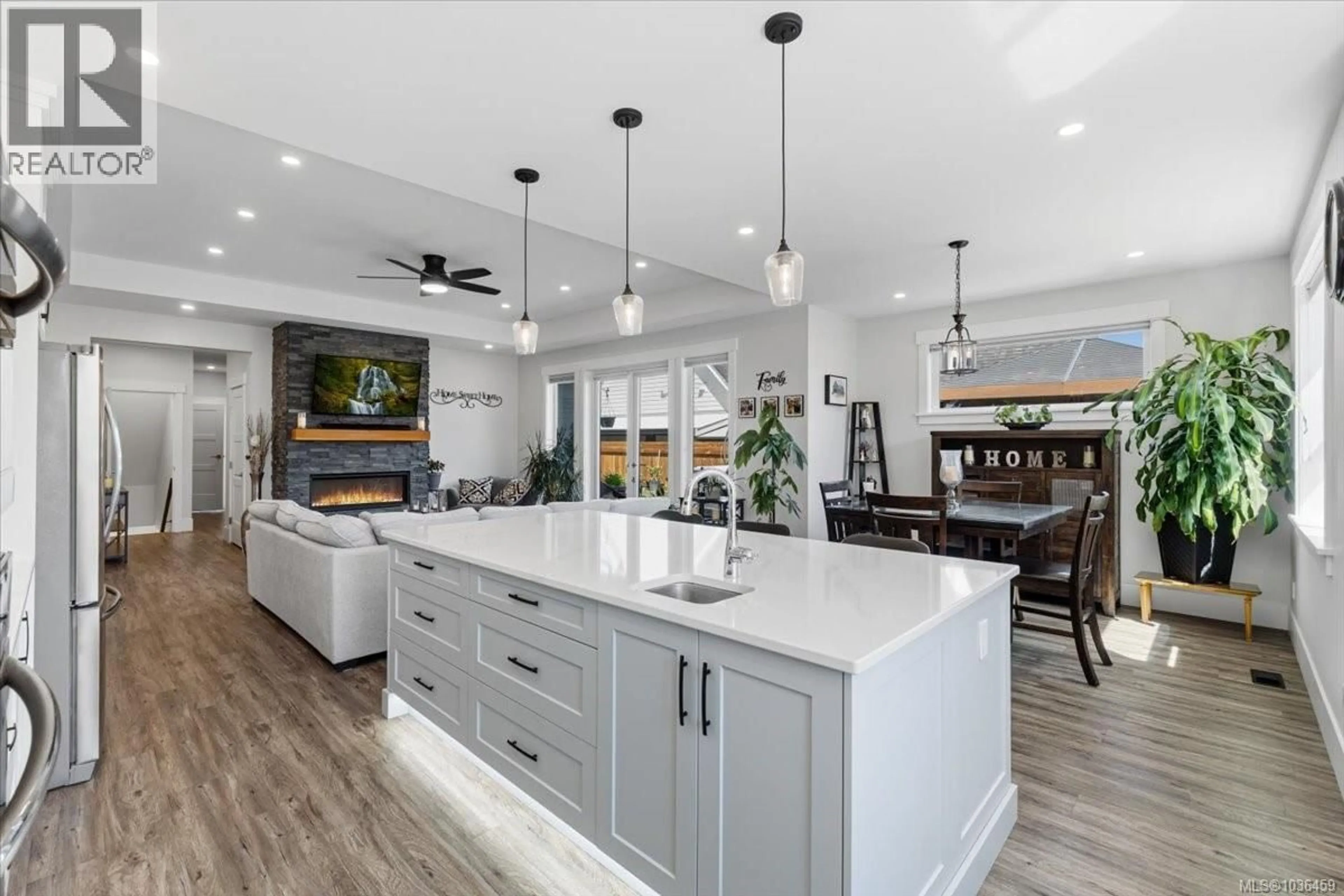 Unknown for 389 WHITMEE ROAD, Qualicum Beach British Columbia V9K1G1