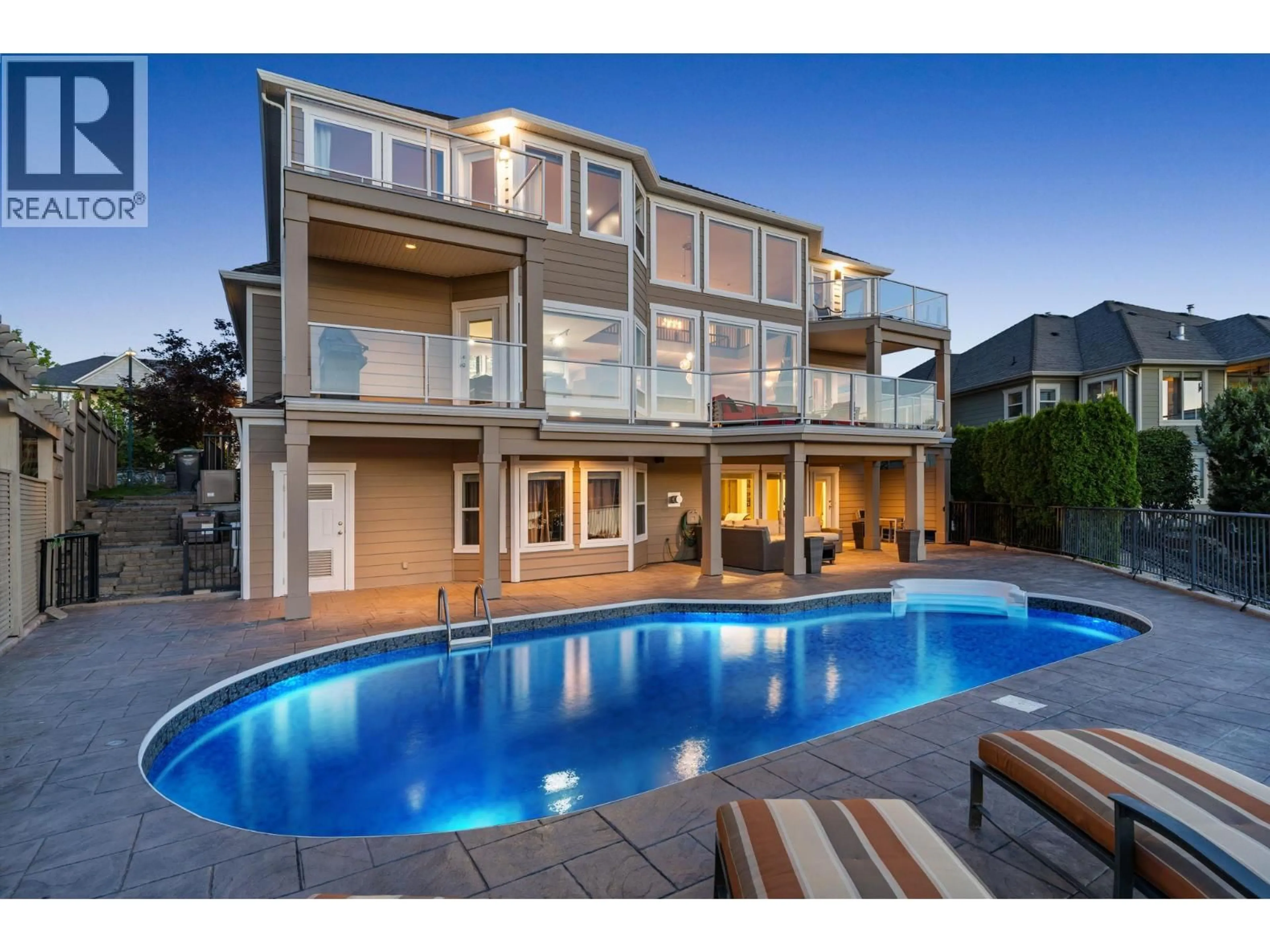 Unknown for 374 QUILCHENA ROAD, Kelowna British Columbia V1W4W4