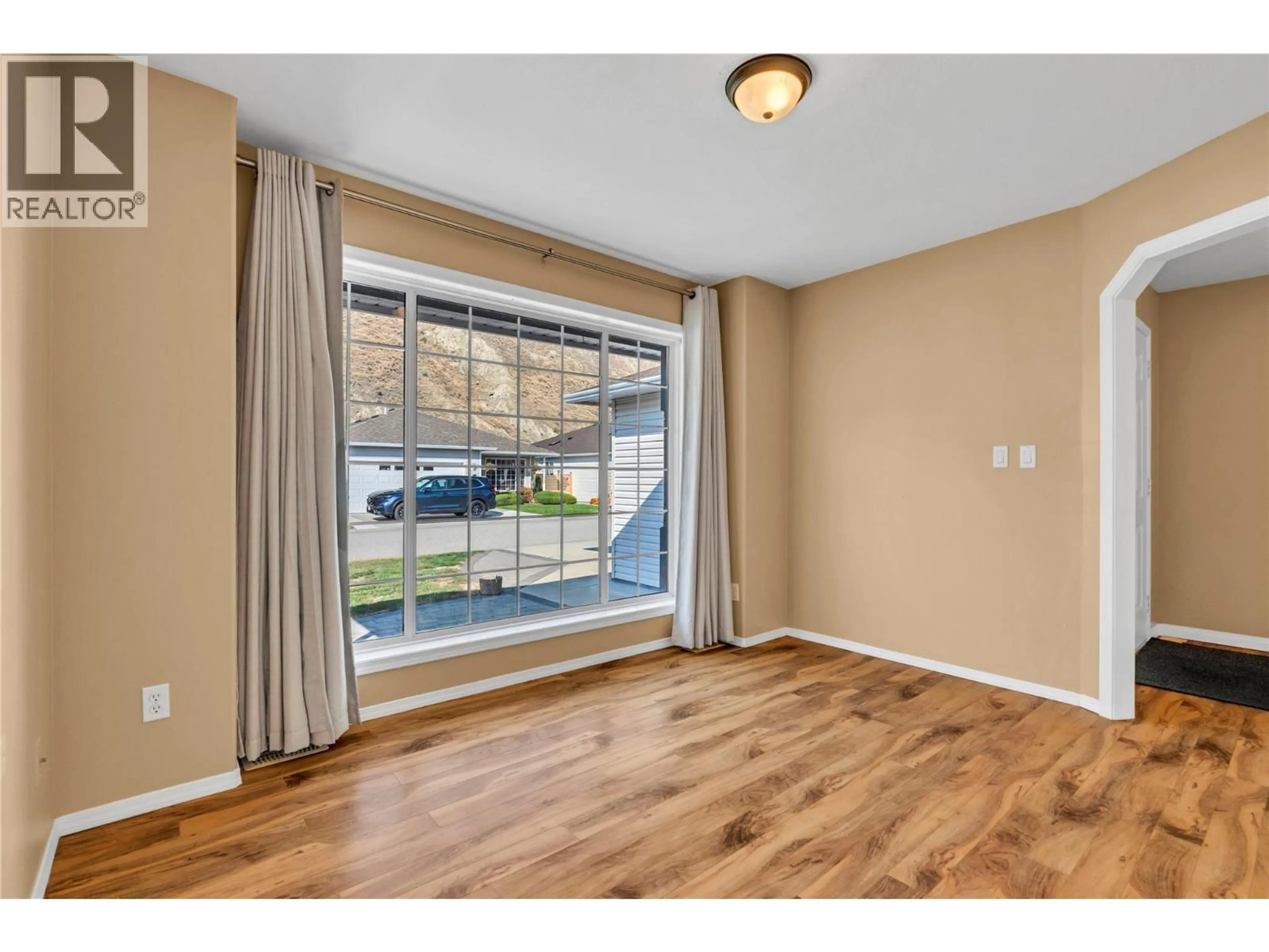 A pic of a room for 528 RED WING DRIVE, Penticton British Columbia V2A8N7