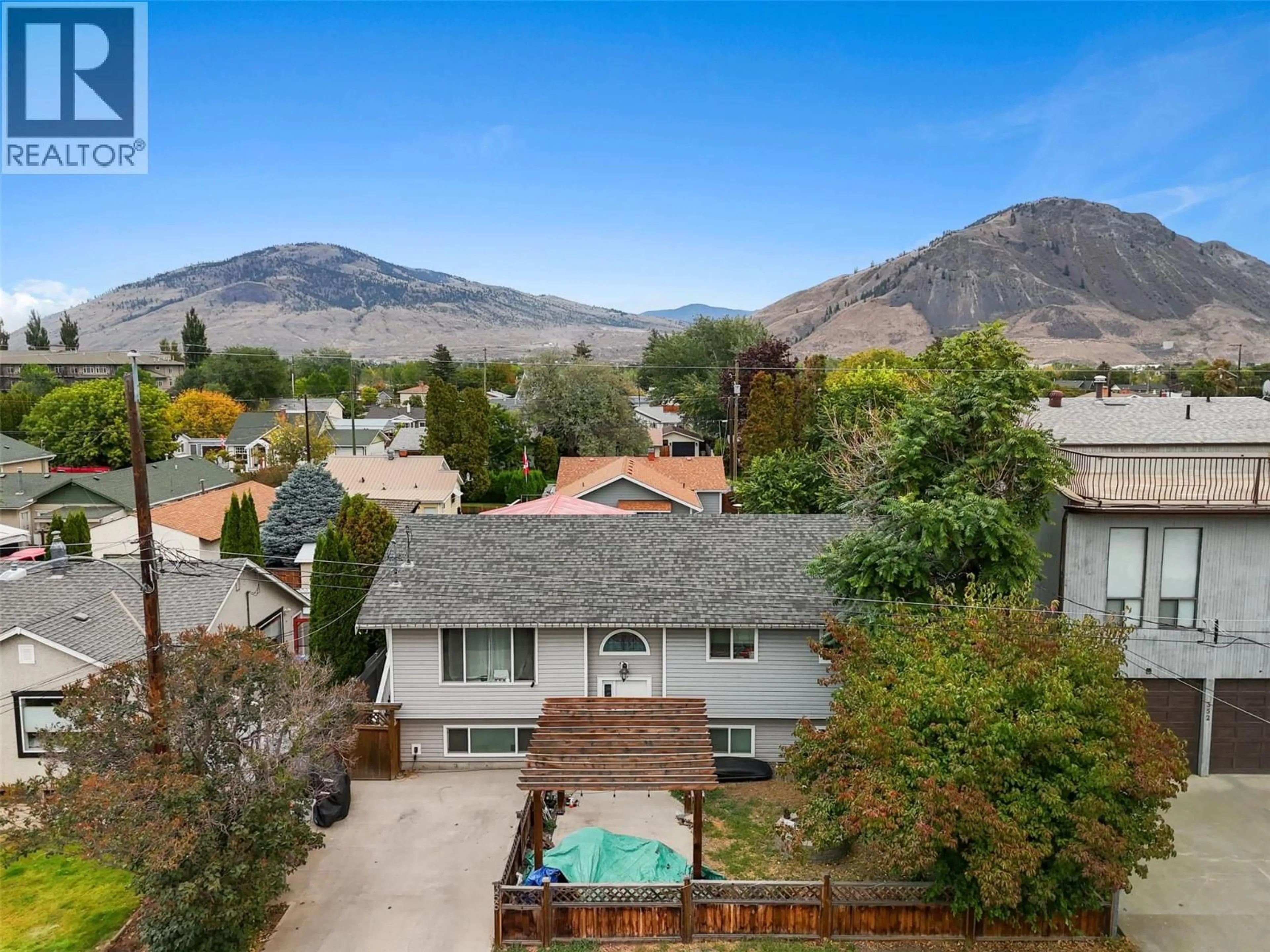 A pic from outside/outdoor area/front of a property/back of a property/a pic from drone, mountain view for 356 MCGOWAN AVENUE, Kamloops British Columbia V2B2N7