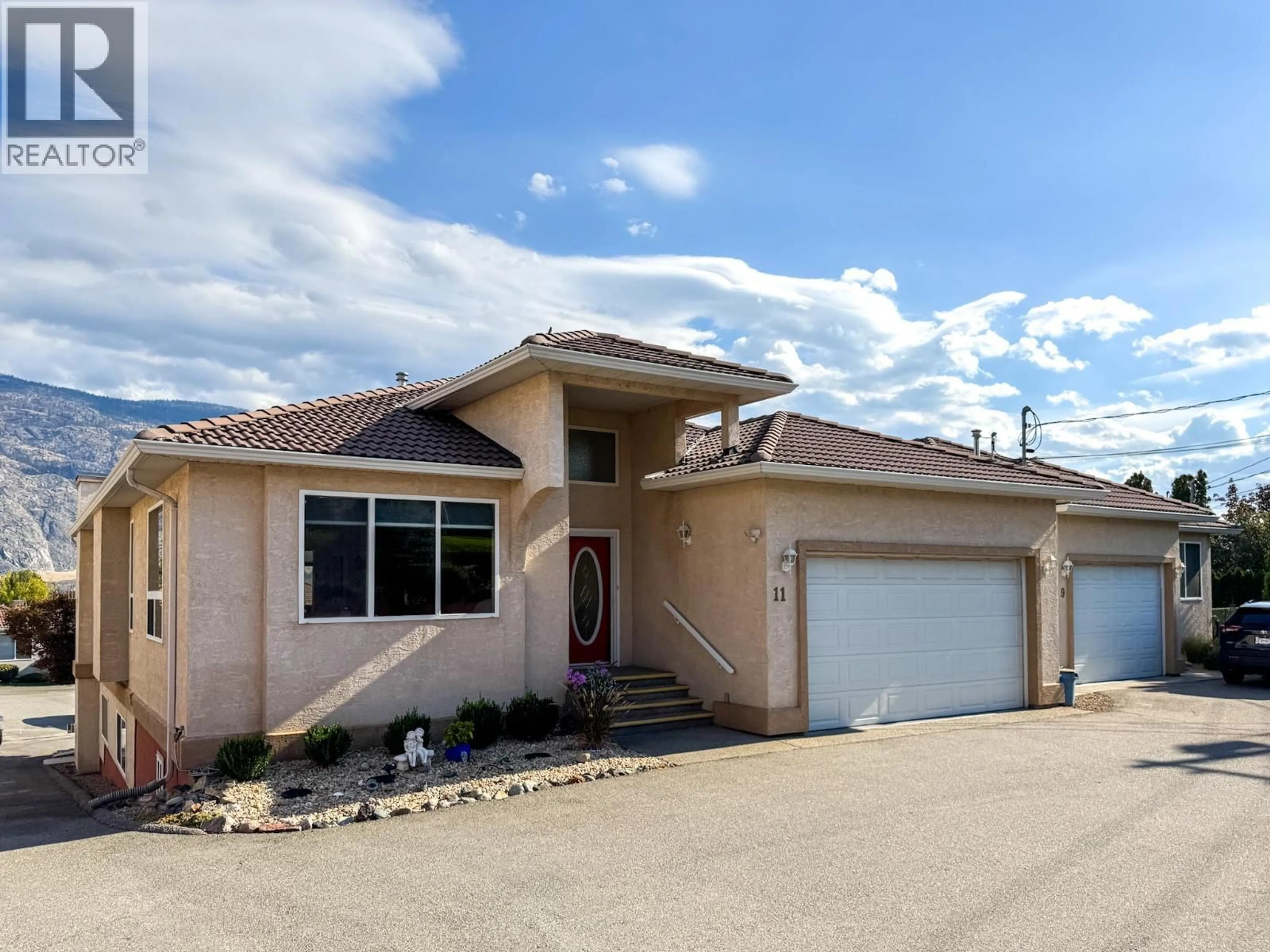 Home with vinyl exterior material, street for 11 - 2 ROYAL ANN COURT, Osoyoos British Columbia V0H1V2