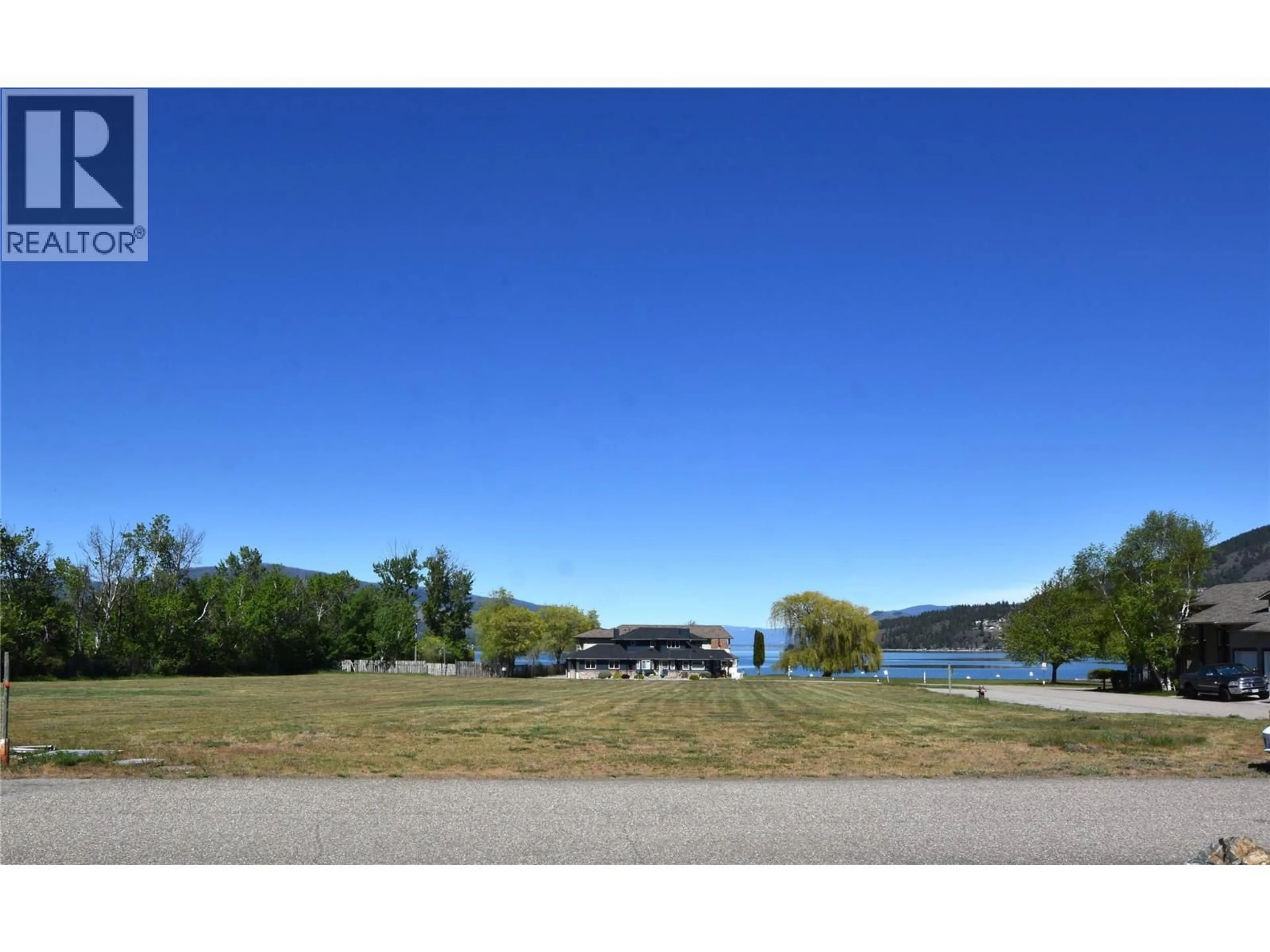 A pic from outside/outdoor area/front of a property/back of a property/a pic from drone, water/lake/river/ocean view for 649 ELK STREET, Vernon British Columbia V1H2A1