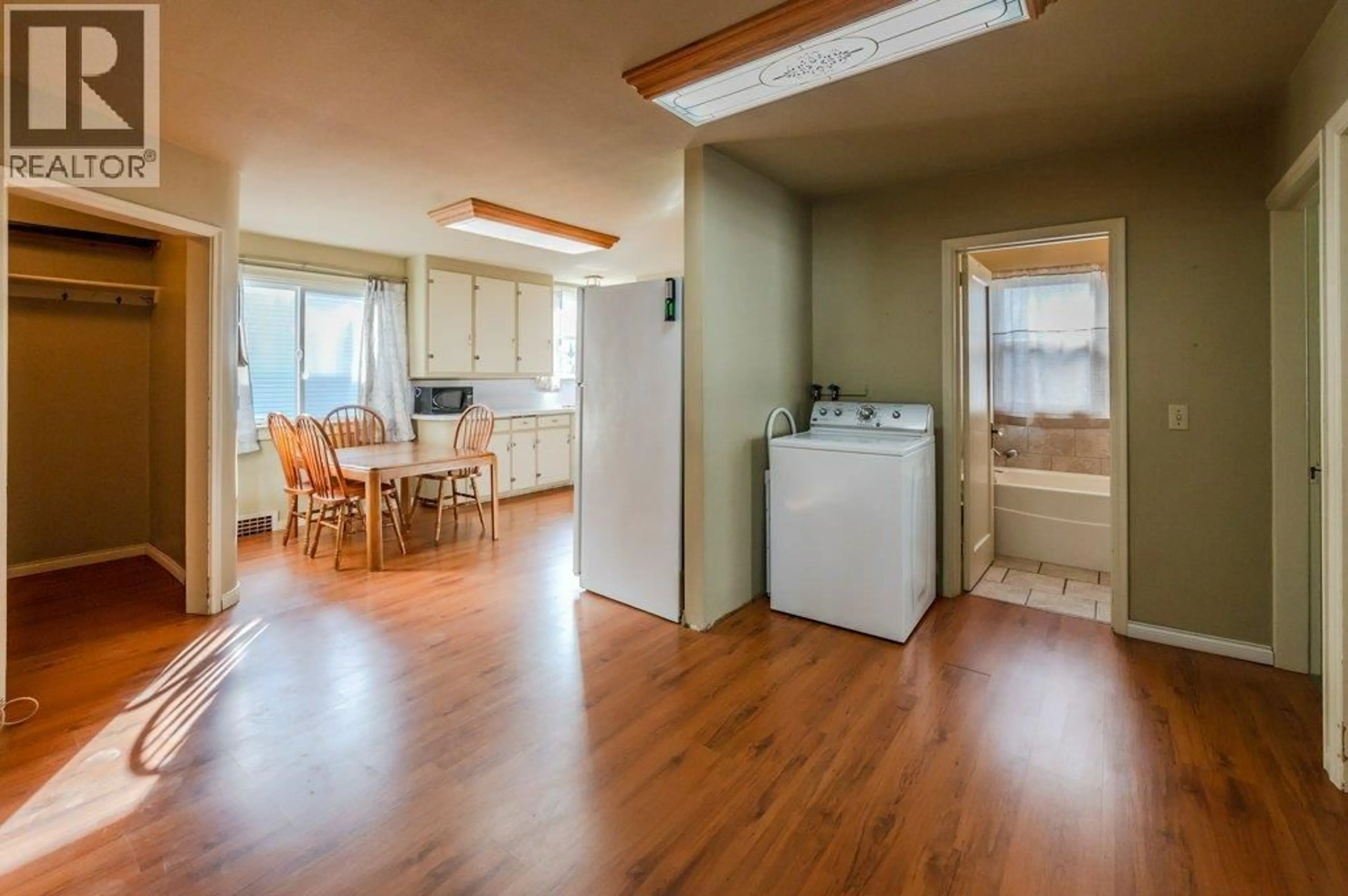 Unknown for 470 HEALES AVENUE, Penticton British Columbia V2A1G4