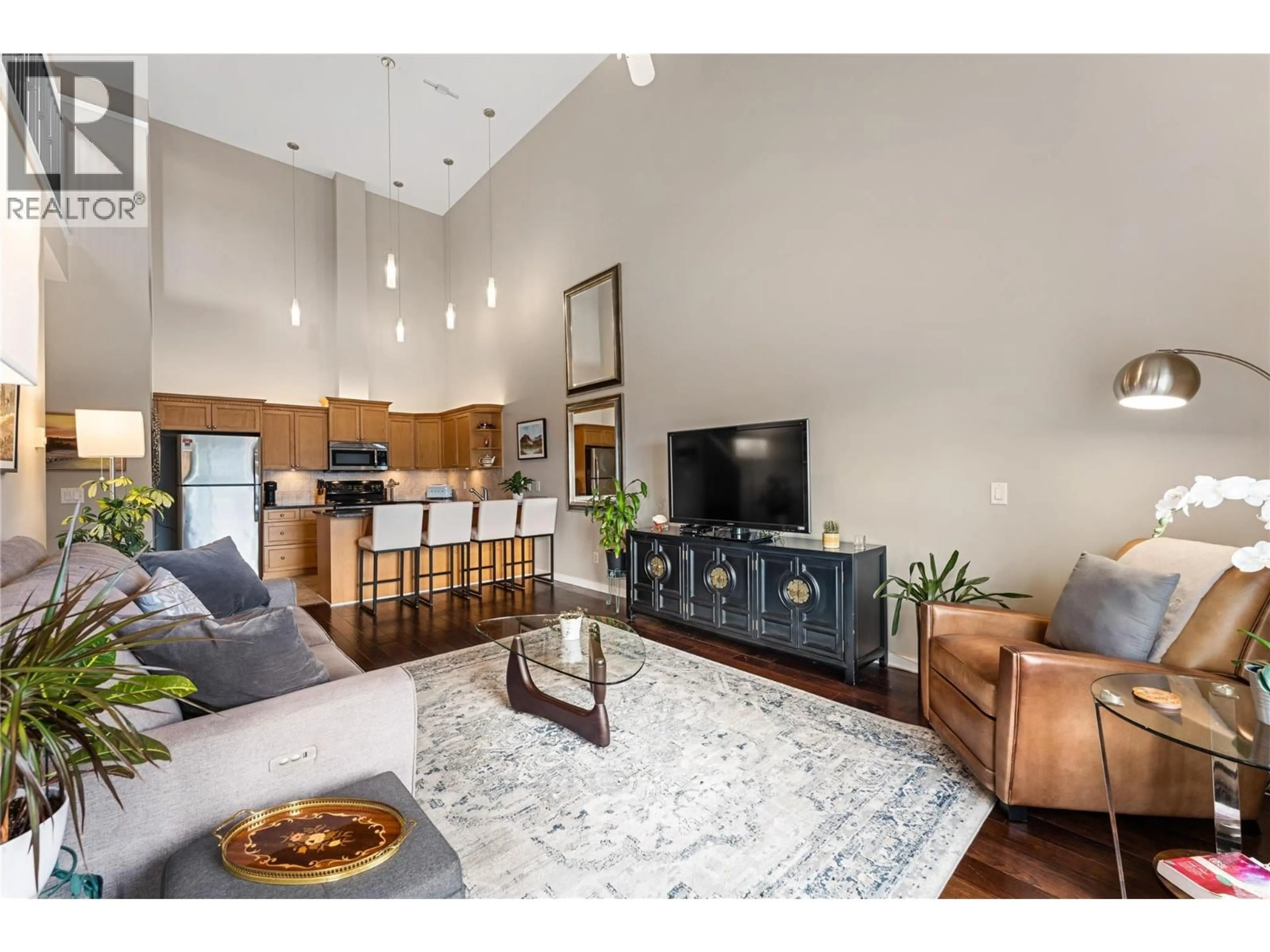 Living room with furniture, unknown for 302 - 2120 SHANNON RIDGE DRIVE, West Kelowna British Columbia V4T2Z3