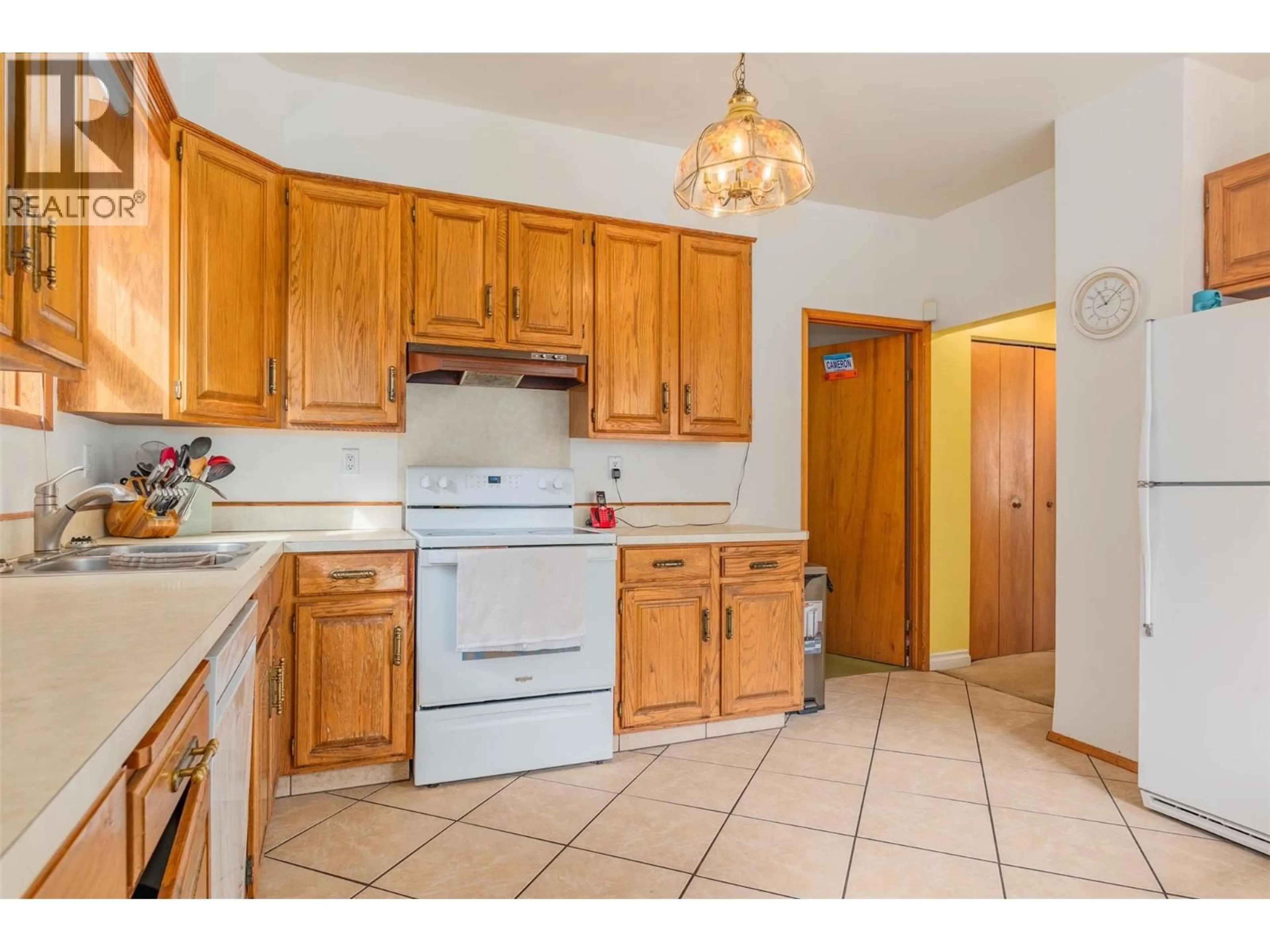 Standard kitchen, ceramic/tile floor for 278 LEROSE STREET, Trail British Columbia V1R3L8