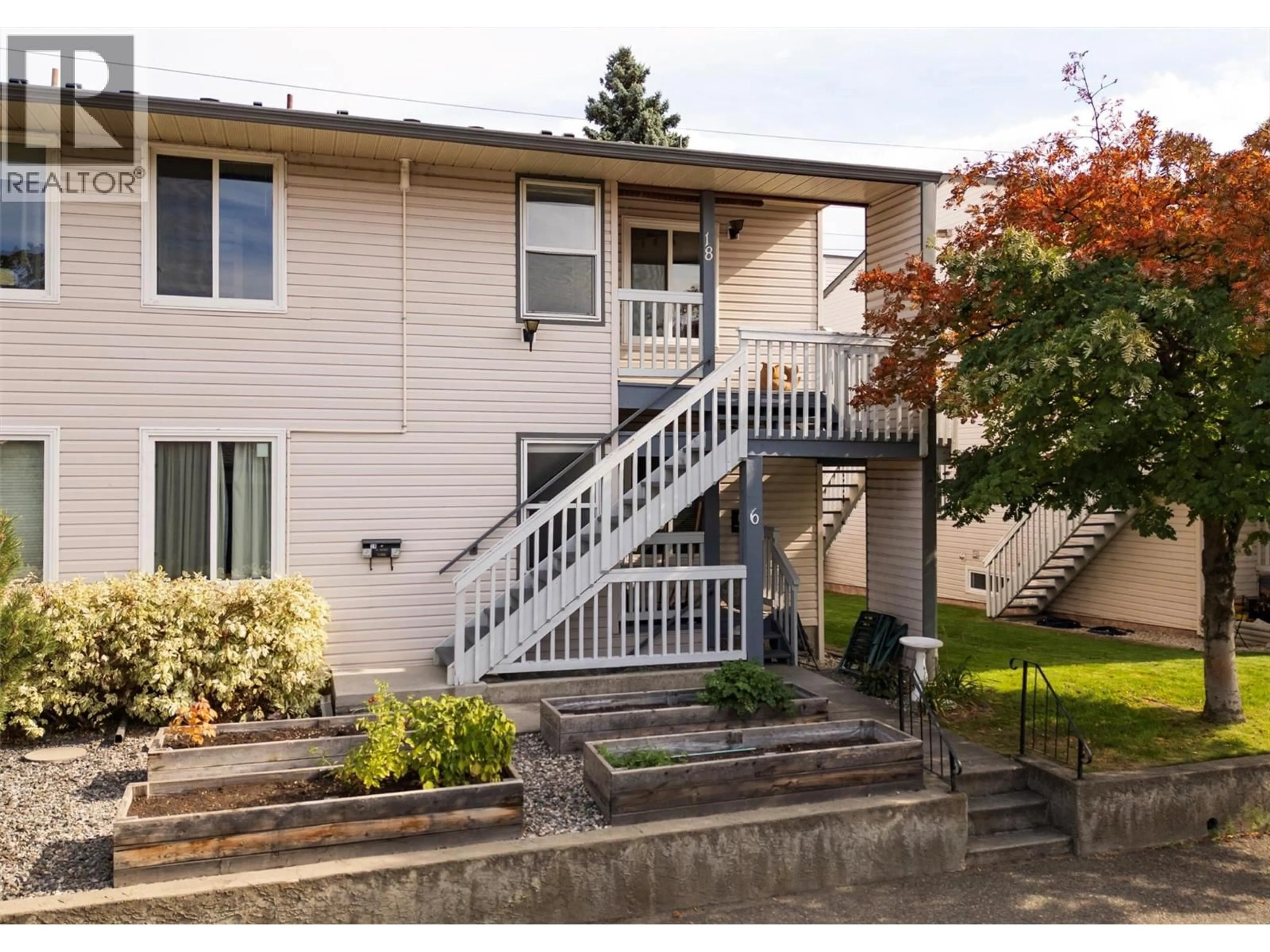 Unknown for 18 - 3000 RICHTER STREET, Kelowna British Columbia V1Y8M5