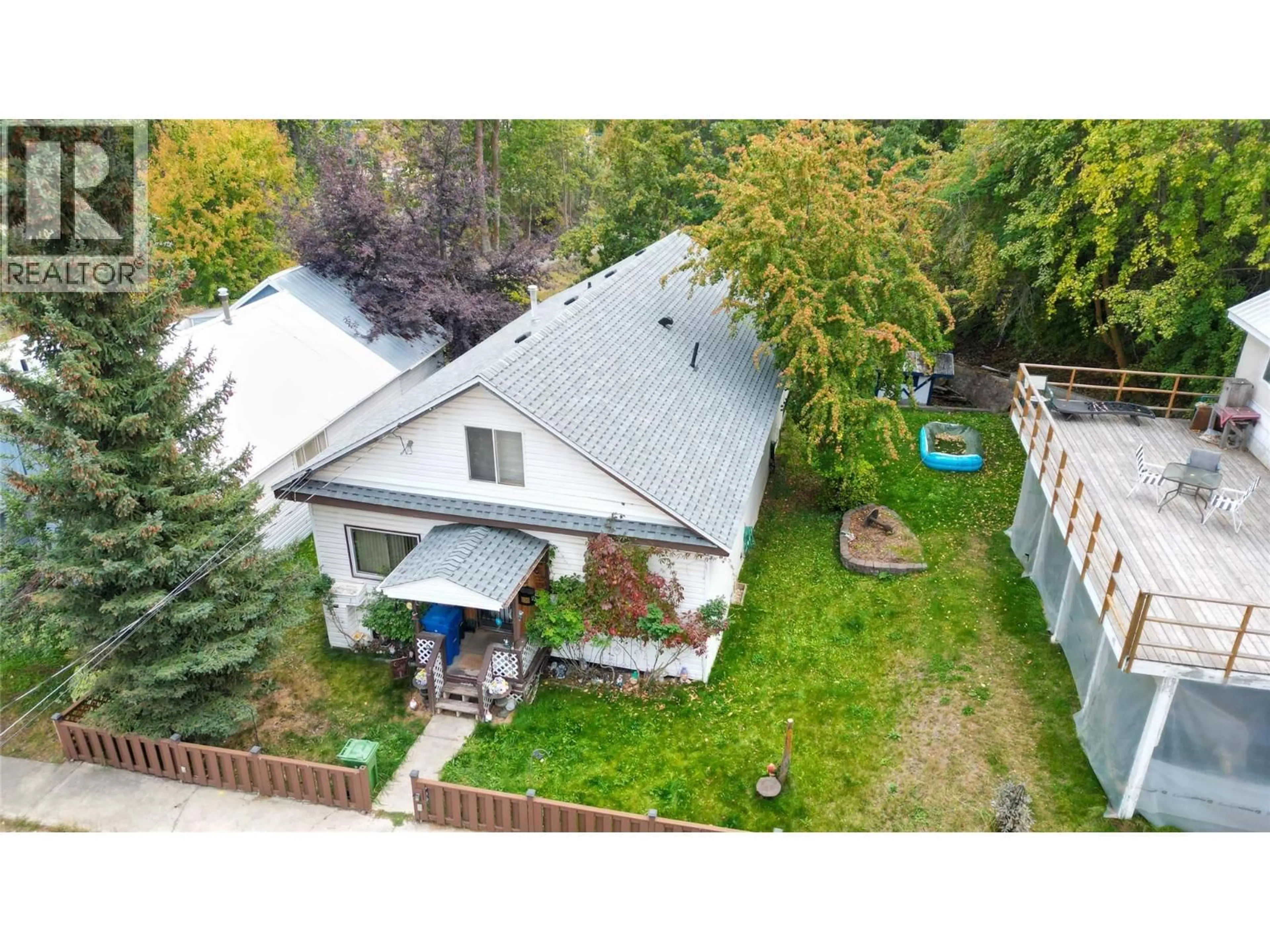 A pic from outside/outdoor area/front of a property/back of a property/a pic from drone, street for 380 BINGAY STREET, Kimberley British Columbia V1A1X4