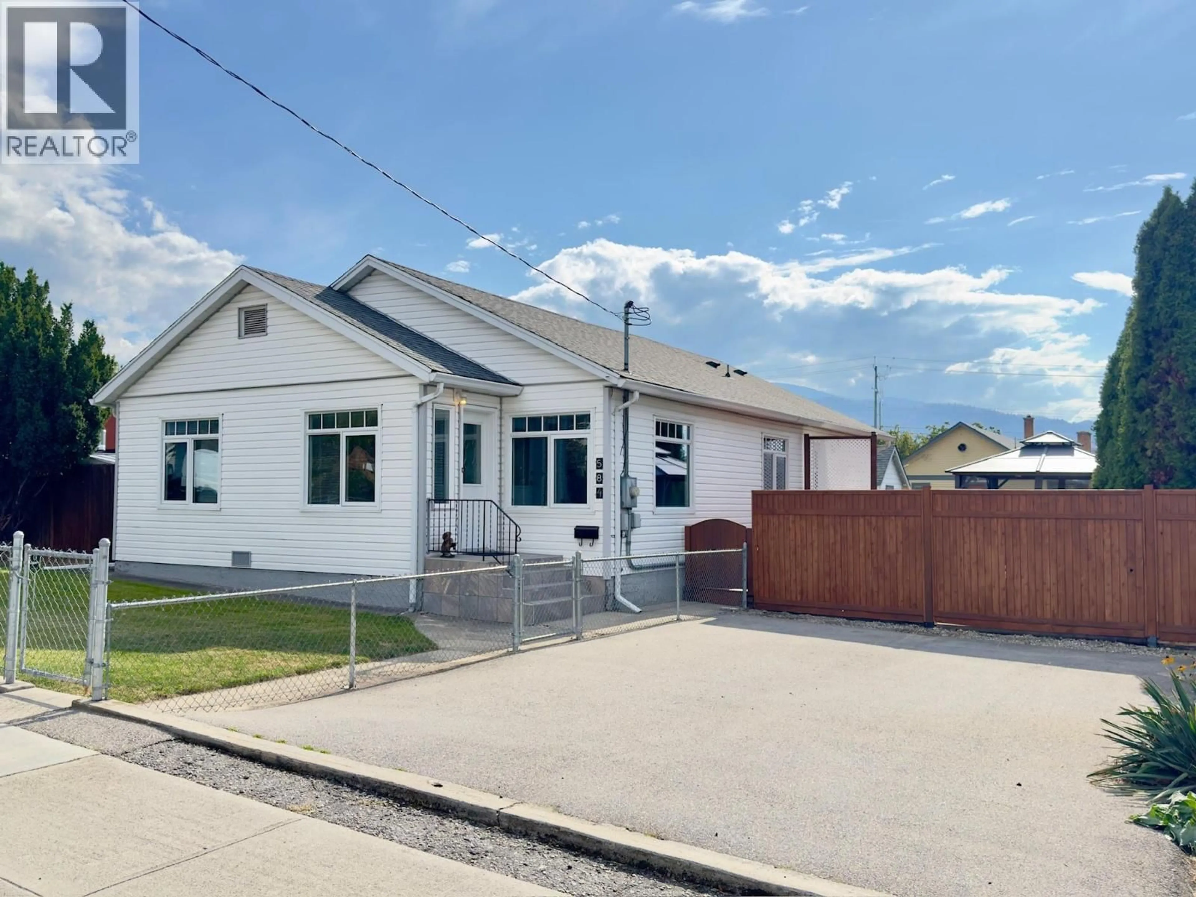 Unknown for 584 EDNA AVENUE, Penticton British Columbia V2A2M2