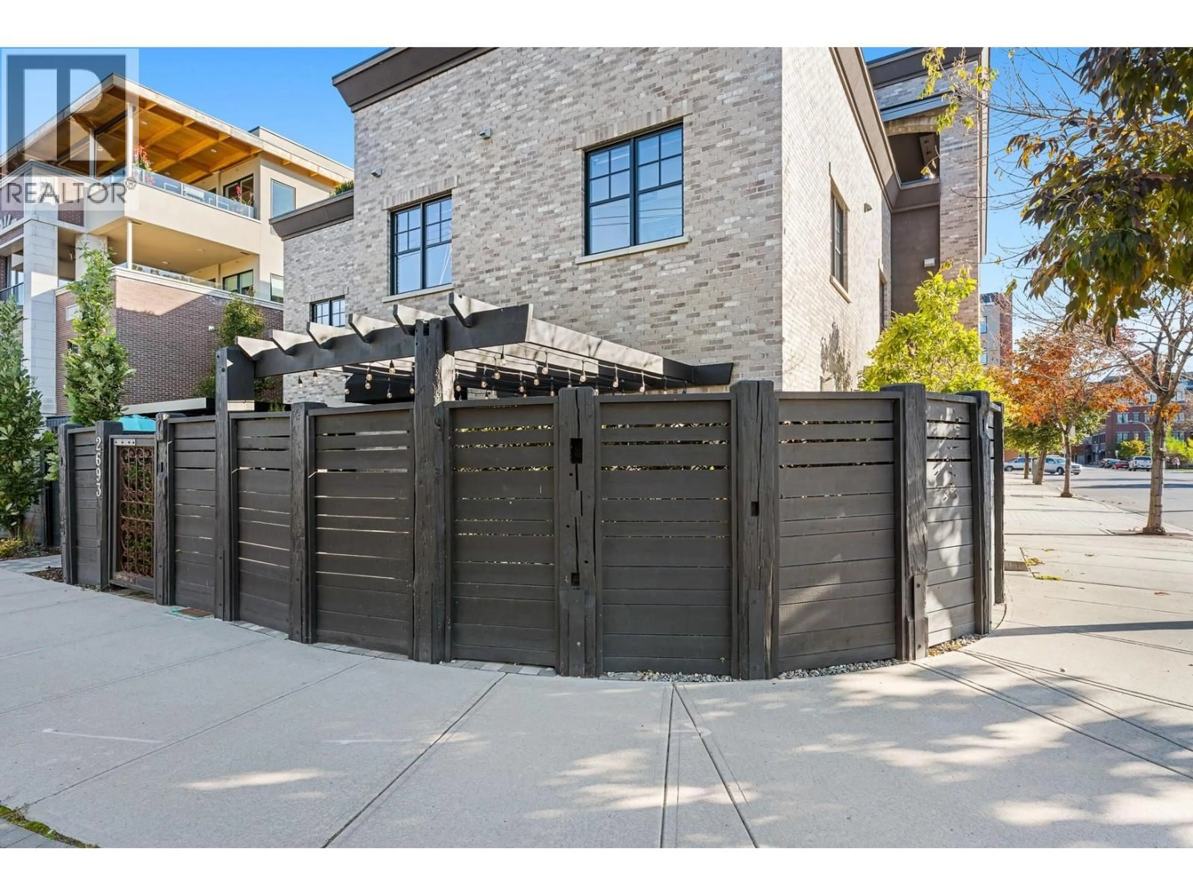 Patio, street for 2693 GORE STREET, Kelowna British Columbia V1Y5A5