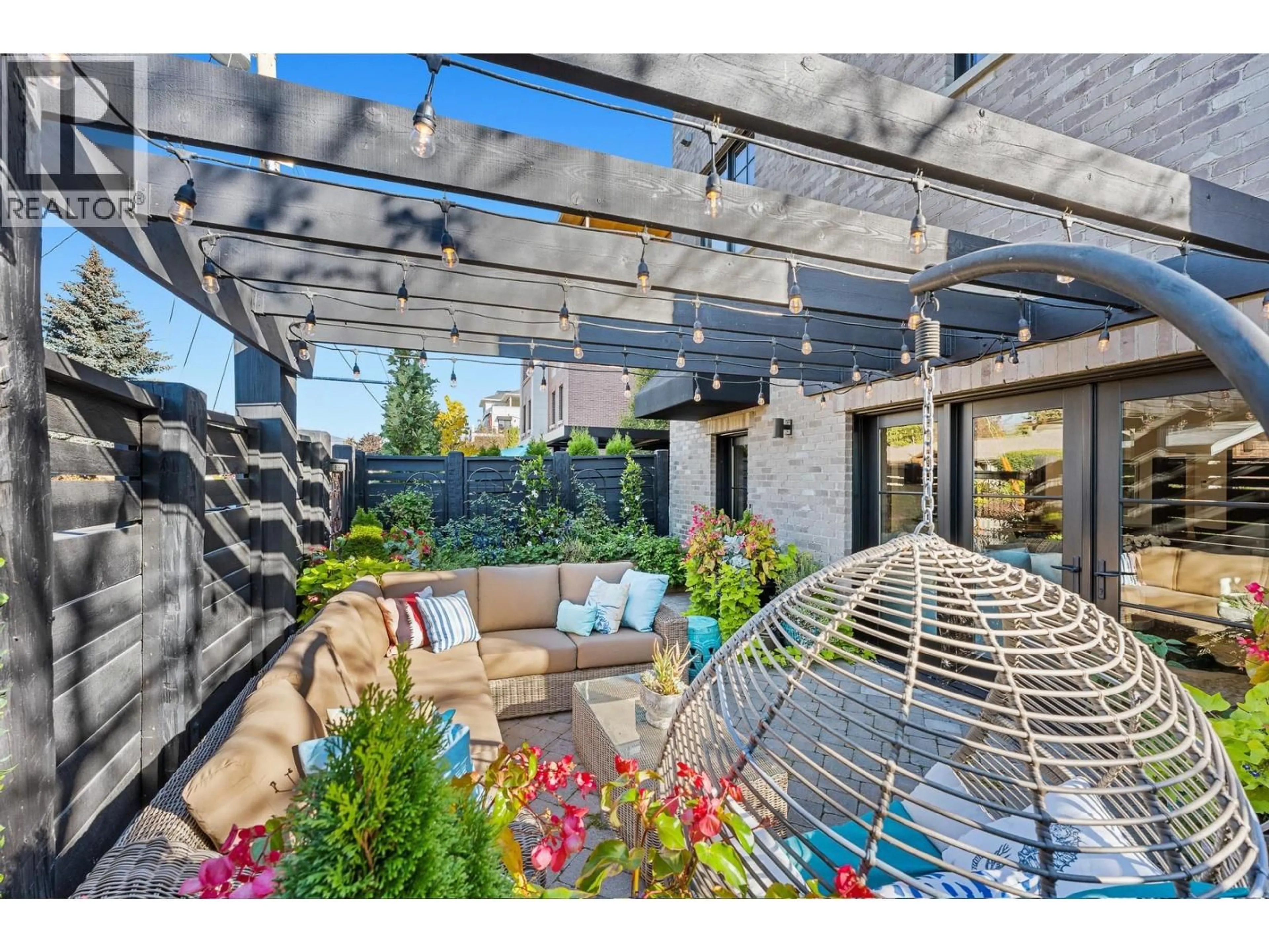Patio, street for 2693 GORE STREET, Kelowna British Columbia V1Y5A5