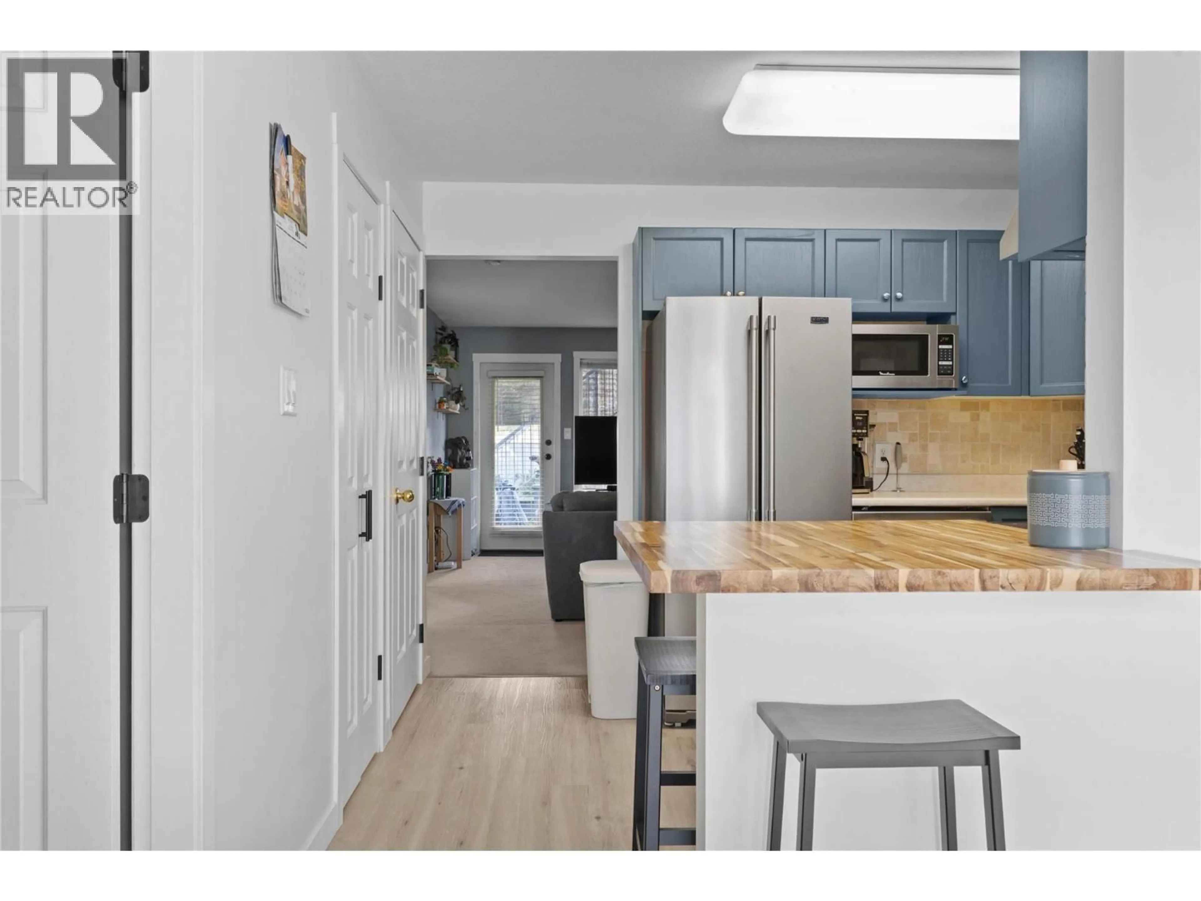 Open concept kitchen, unknown for 79 - 4740 20TH STREET, Vernon British Columbia V1T9N7