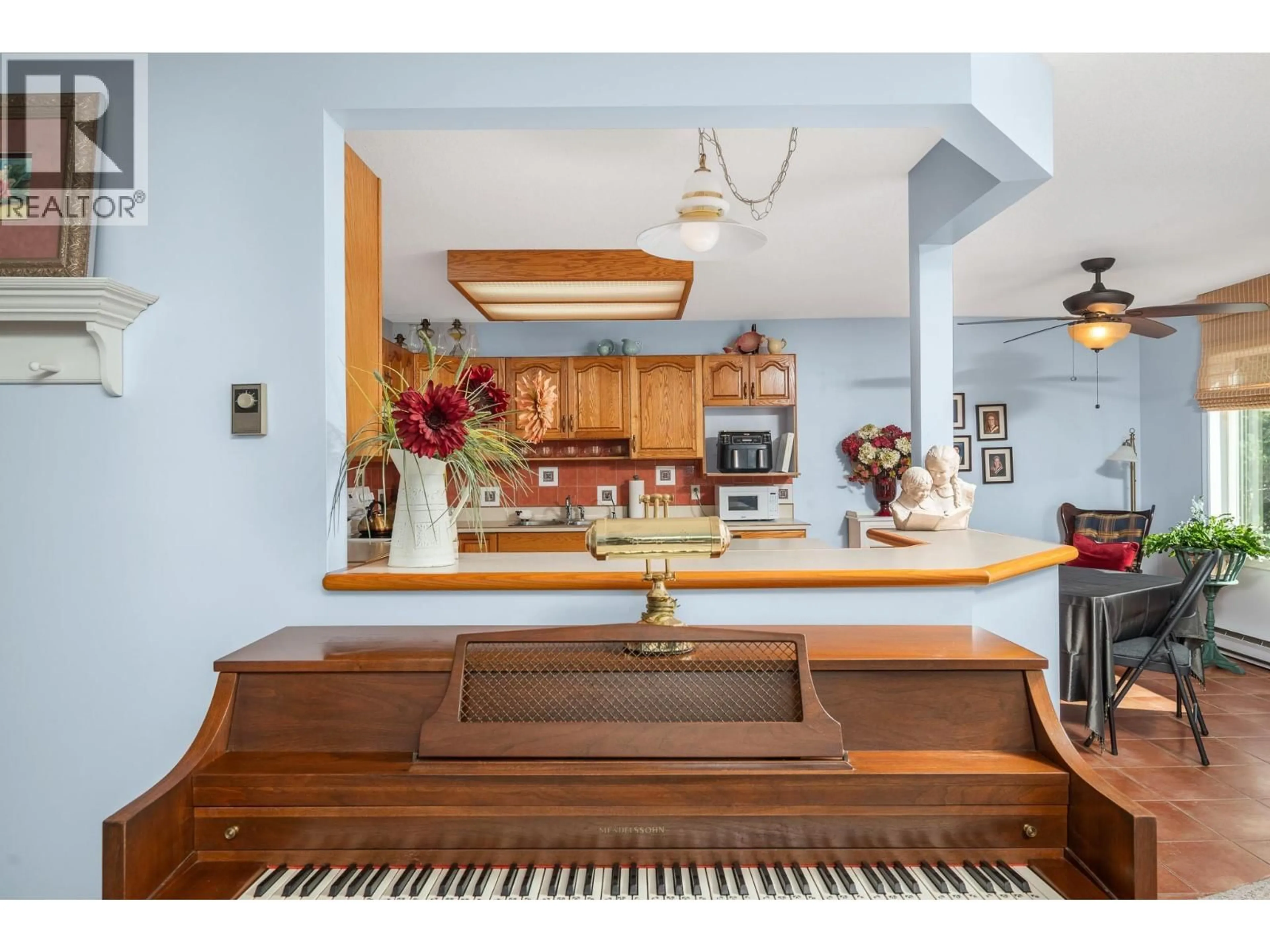 Open concept kitchen, unknown for 311 - 1249 PACIFIC AVENUE, Kelowna British Columbia V1Y5T9