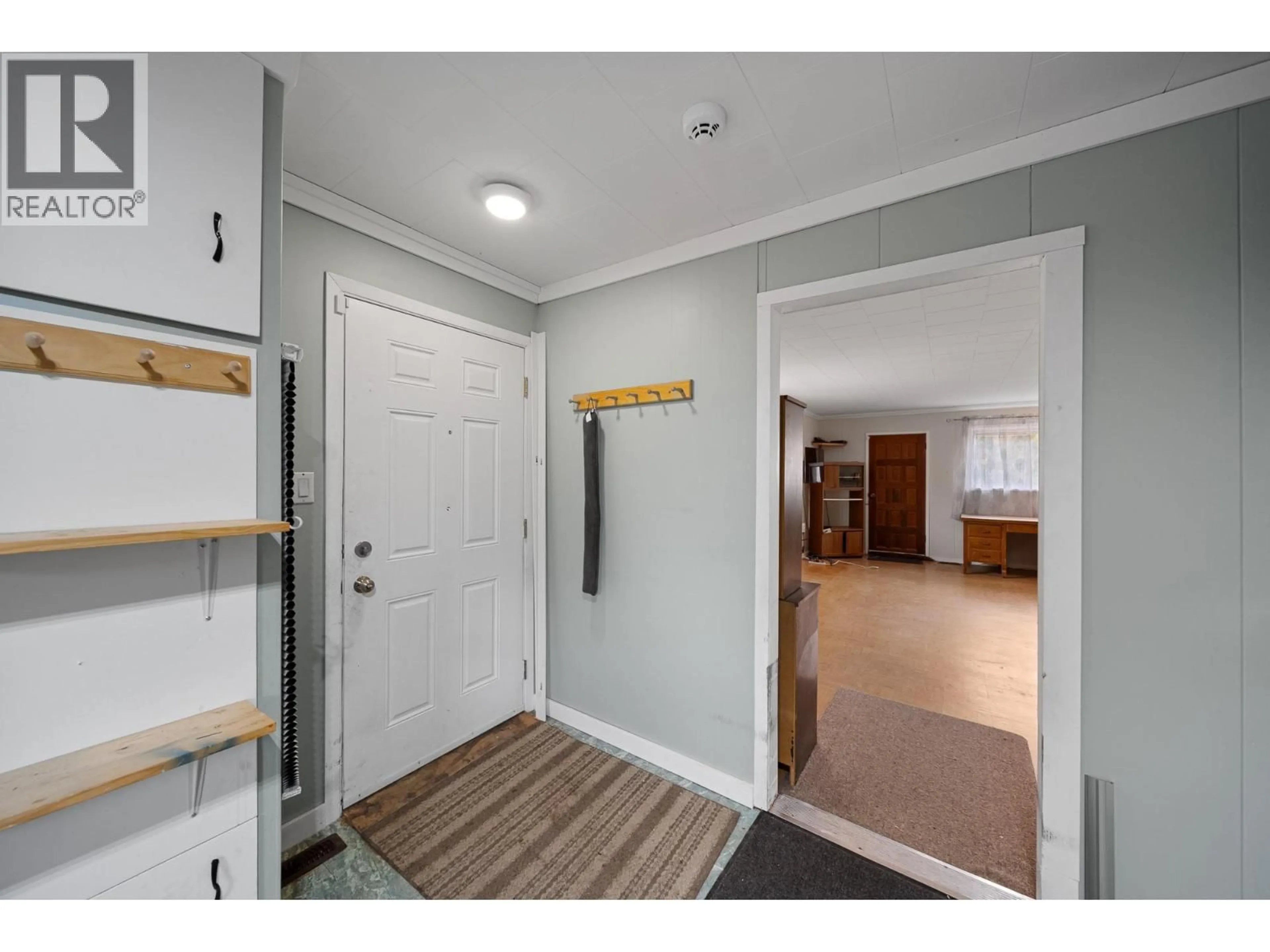 Indoor entryway for 2498 CHAPMAN STREET, Merritt British Columbia V1K1J7