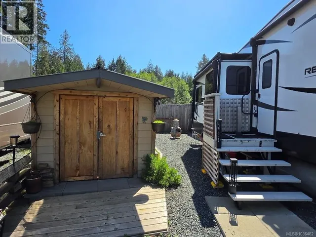 58 - 6050 ISLAND HIGHWAY, Qualicum Beach 4