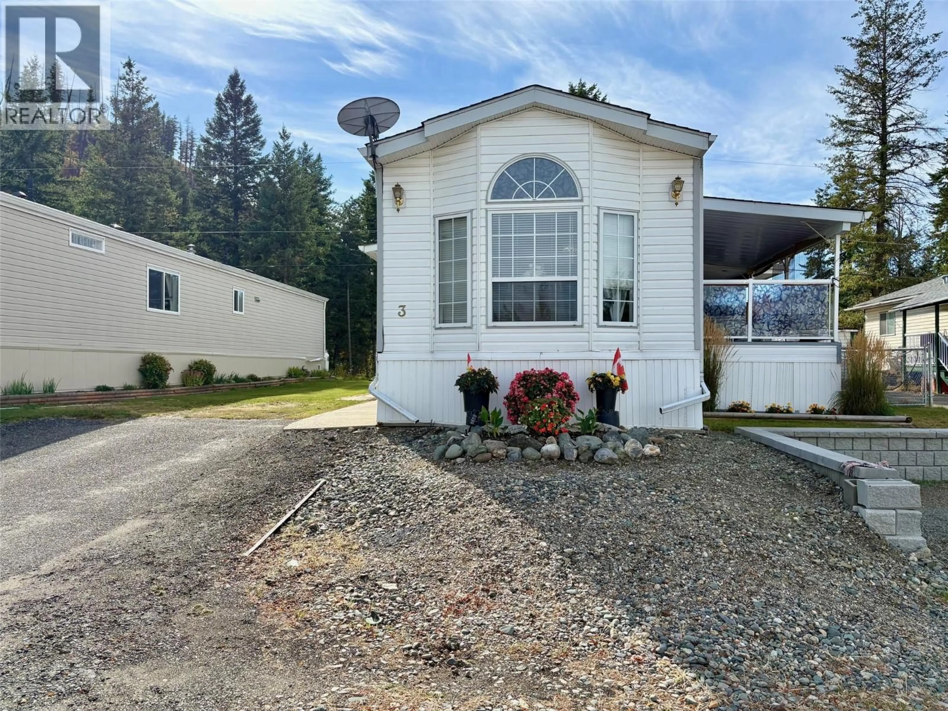 Home with vinyl exterior material, unknown for 3 - 4510 POWER ROAD, Barriere British Columbia V0E1E0