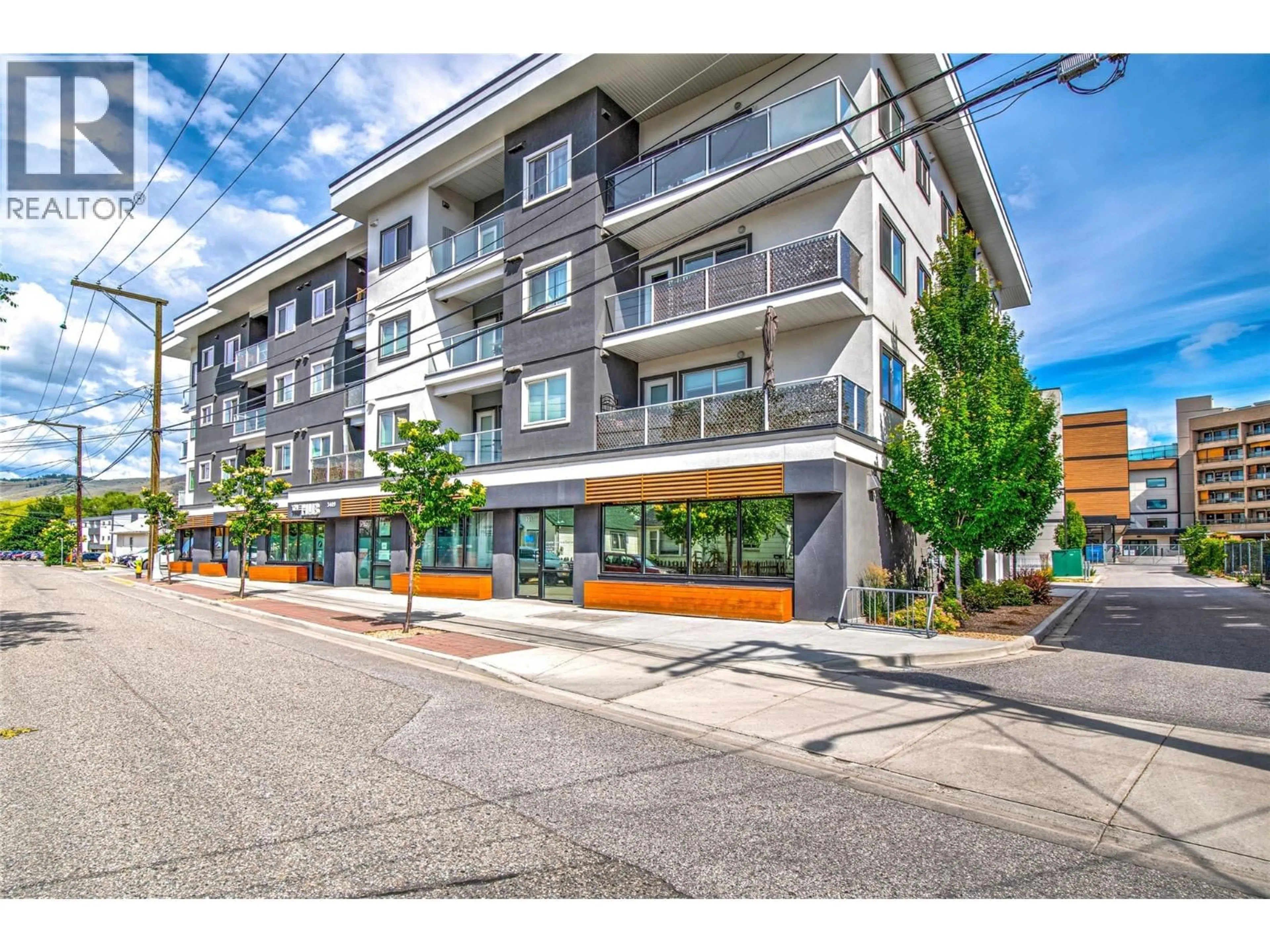 Patio, street for 213 - 3409 28 AVENUE, Vernon British Columbia V1T0B3
