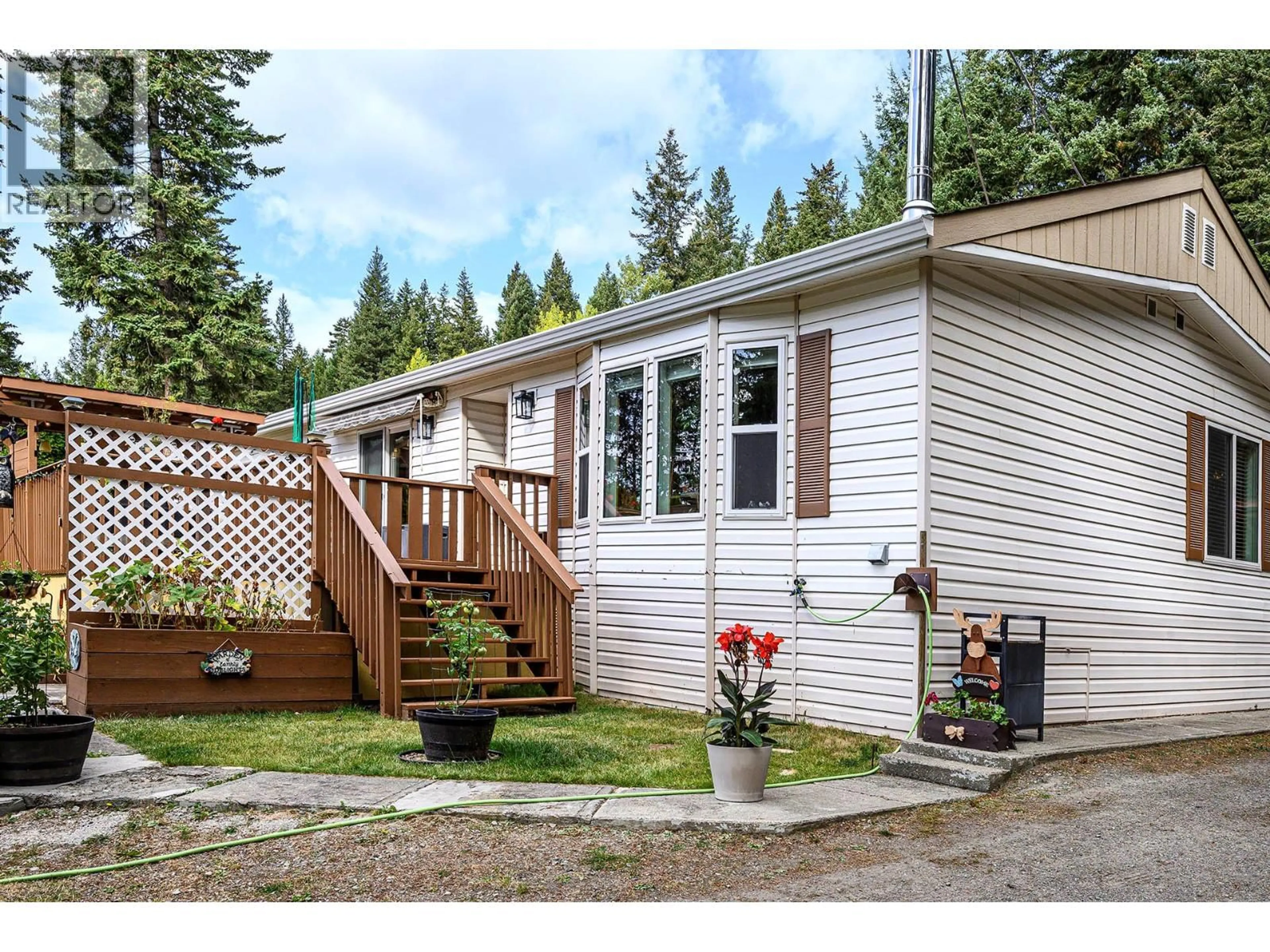 Home with vinyl exterior material, mountain view for 1888 LAKEVIEW DRIVE, Kamloops British Columbia V0E1Z1